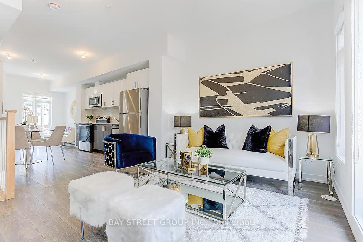 76A Tisdale Avenue, North York 3
