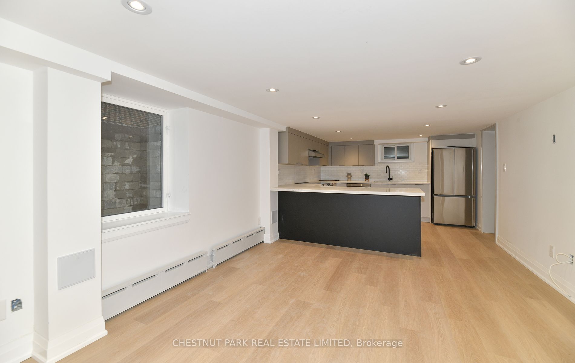 Unit lower - 11 Rose Park Crescent, Toronto 3