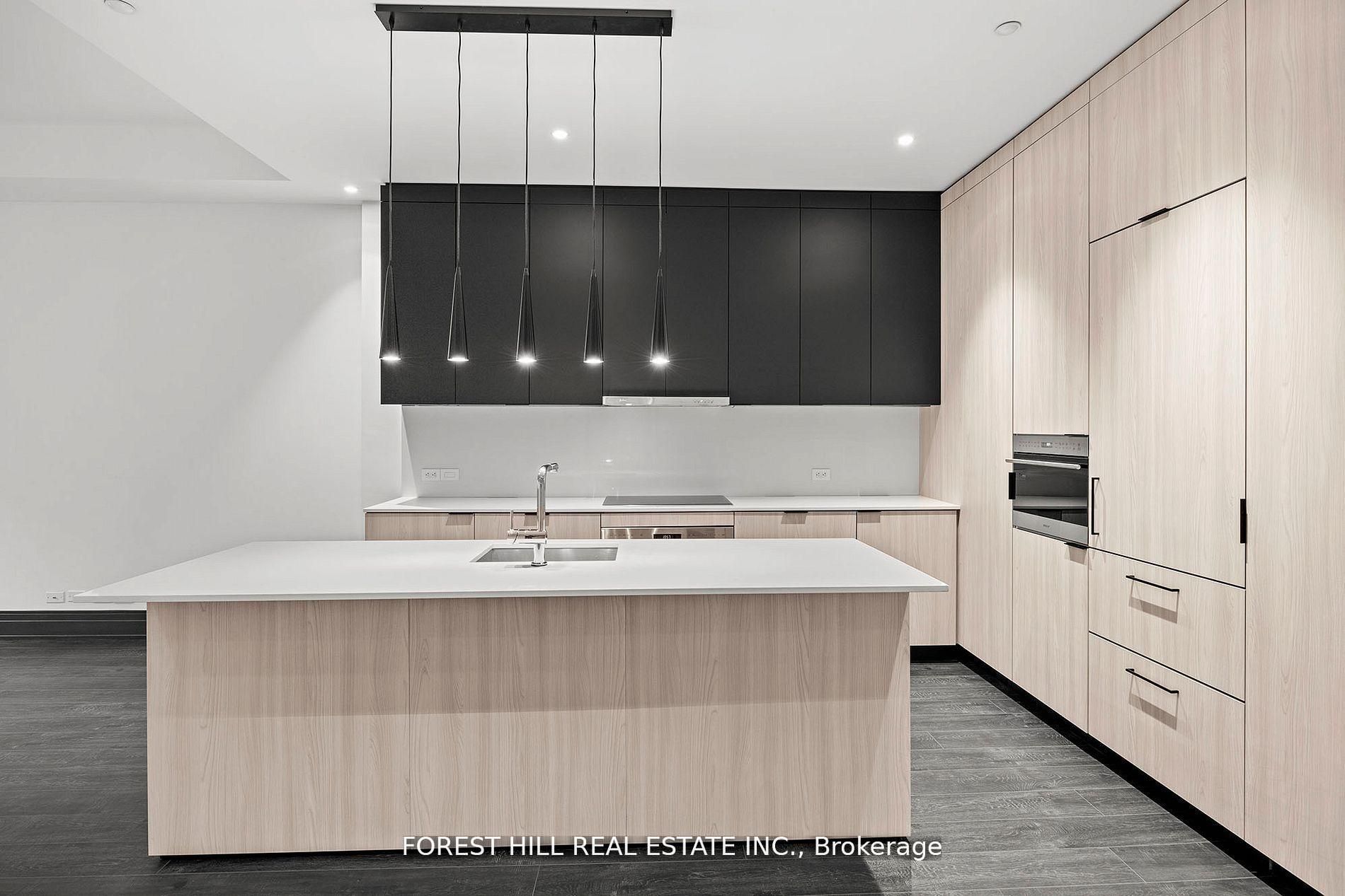 Unit 1402 - 2 Avenue Road, Toronto 5