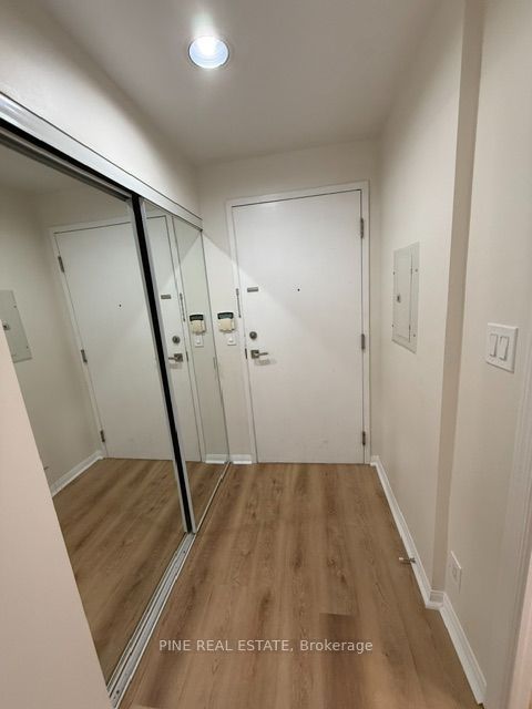 Unit 1119 - 230 Queens Quay, Toronto 2