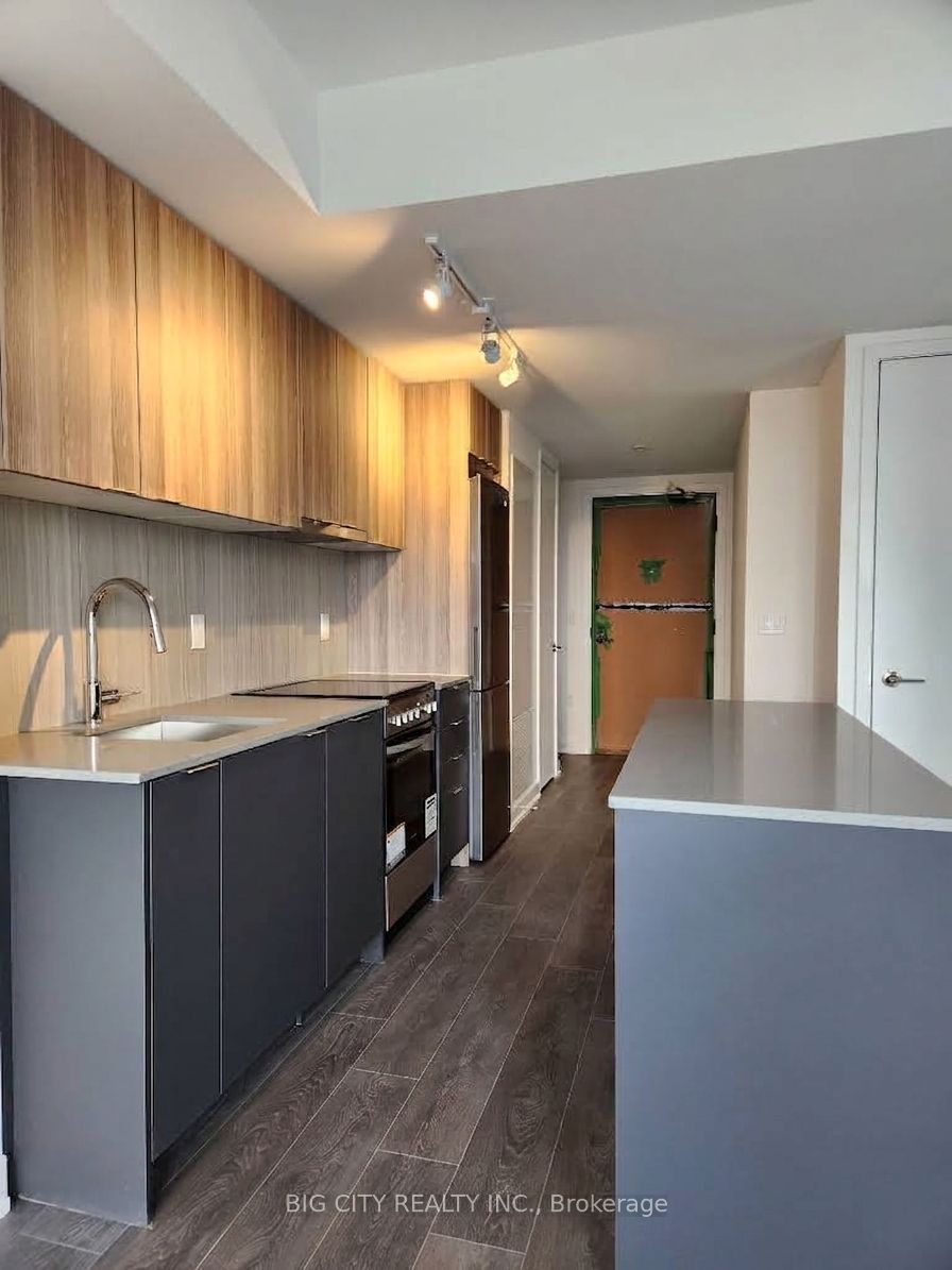 Unit 1201 - 8 Tippett Road, North York 2