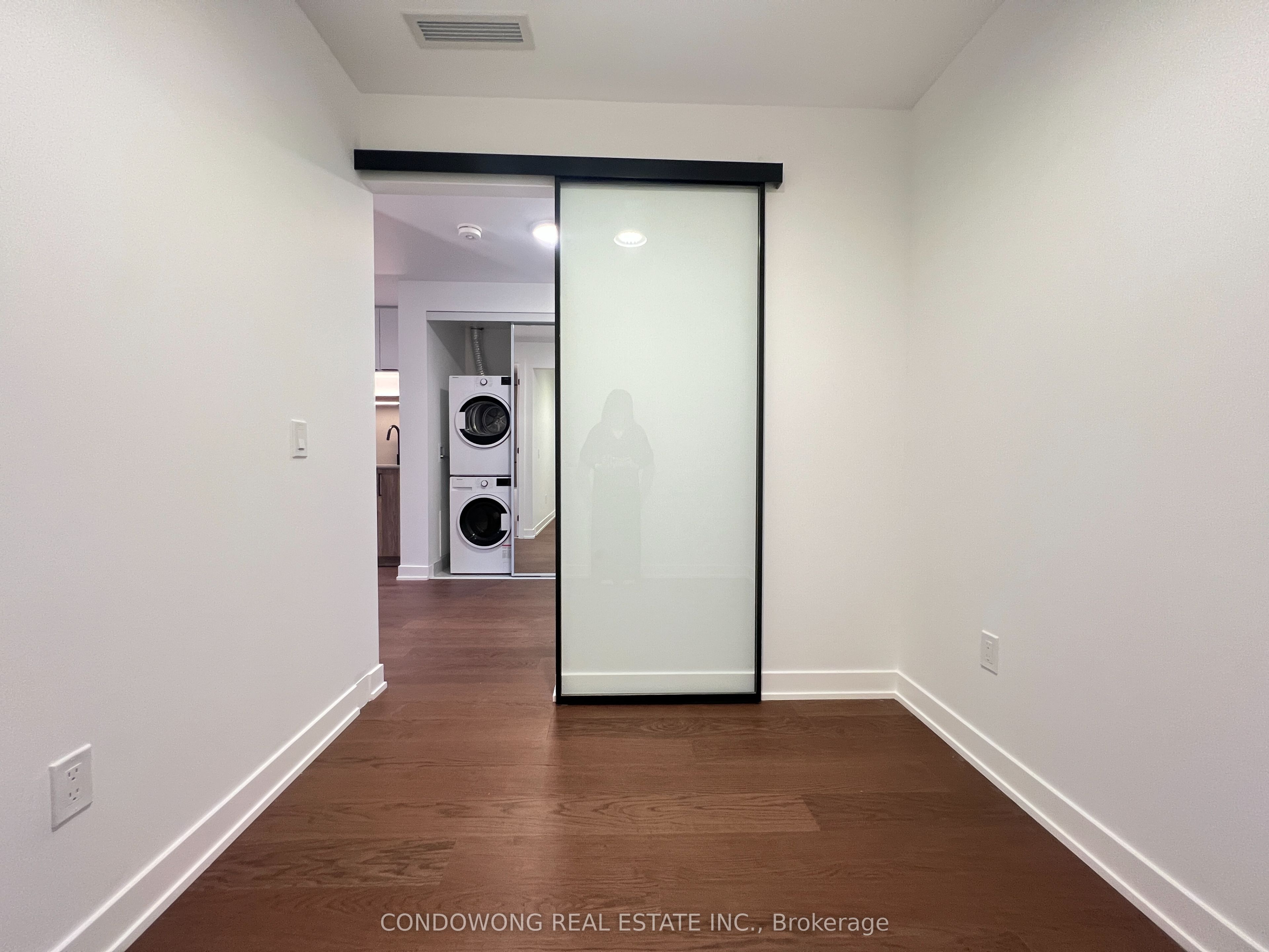 Unit 518 - 91 Montclair Avenue, Toronto 4