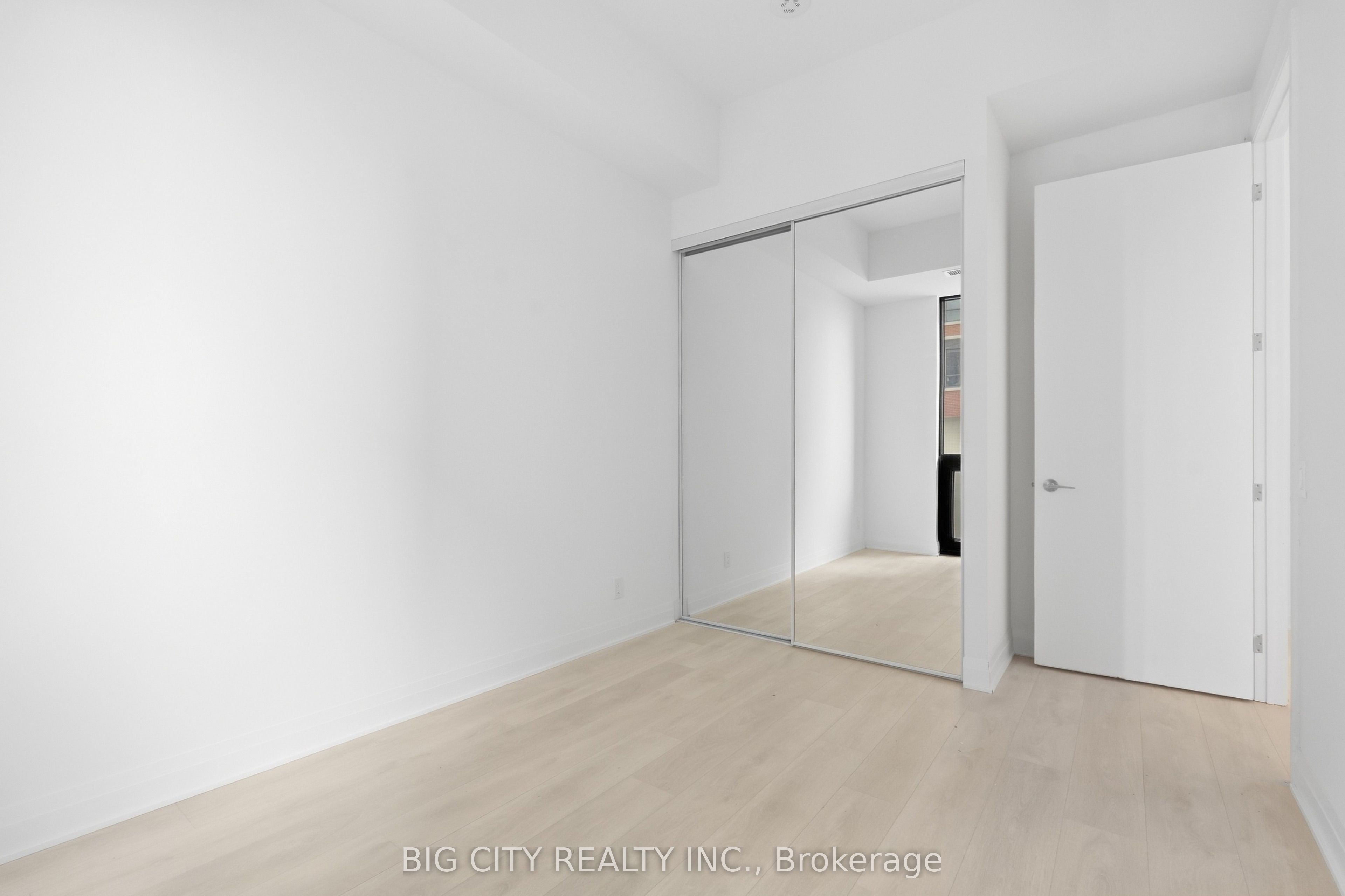 Unit 206 - 25 Frederick Todd Way, Toronto 2