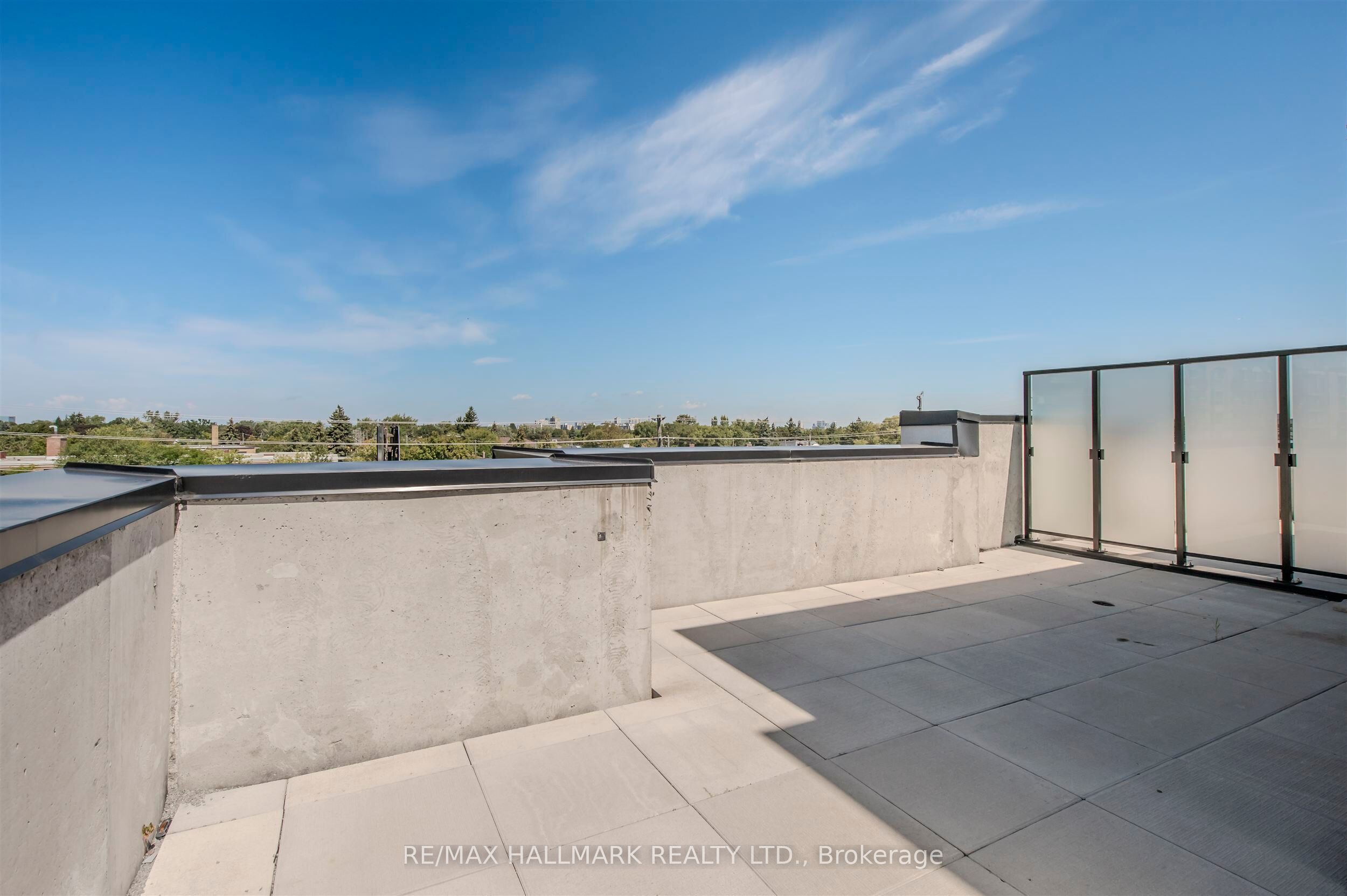 Unit 4th floor - 35-851 Sheppard Avenue W, North York 3