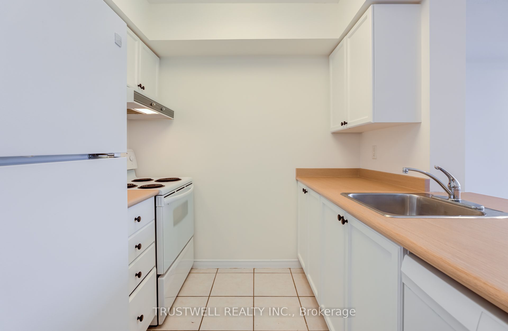 Unit 1501 - 155 Beecroft Road, North York 5