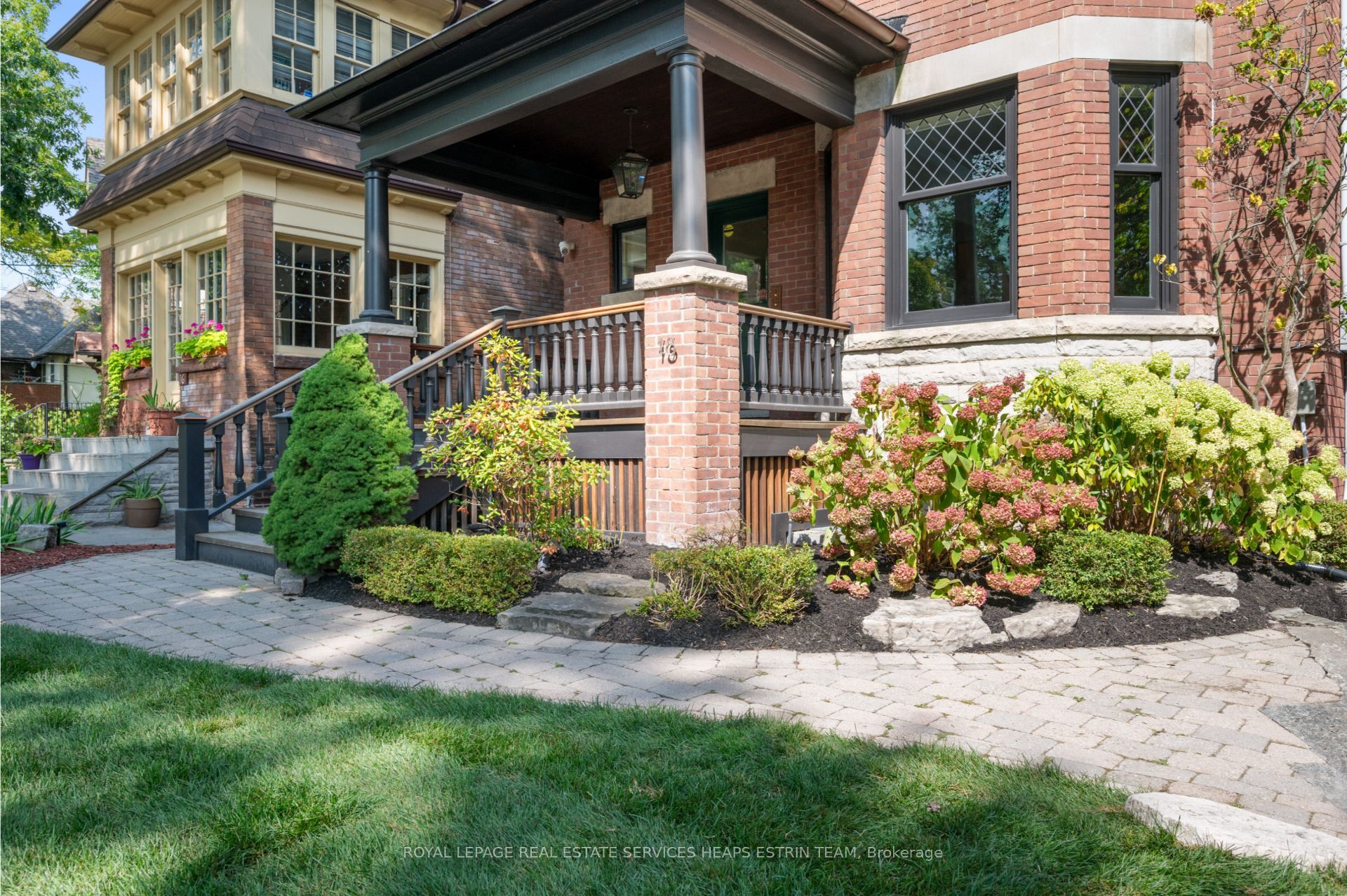Unit Third - 18 Castle Frank Crescent, Toronto 4