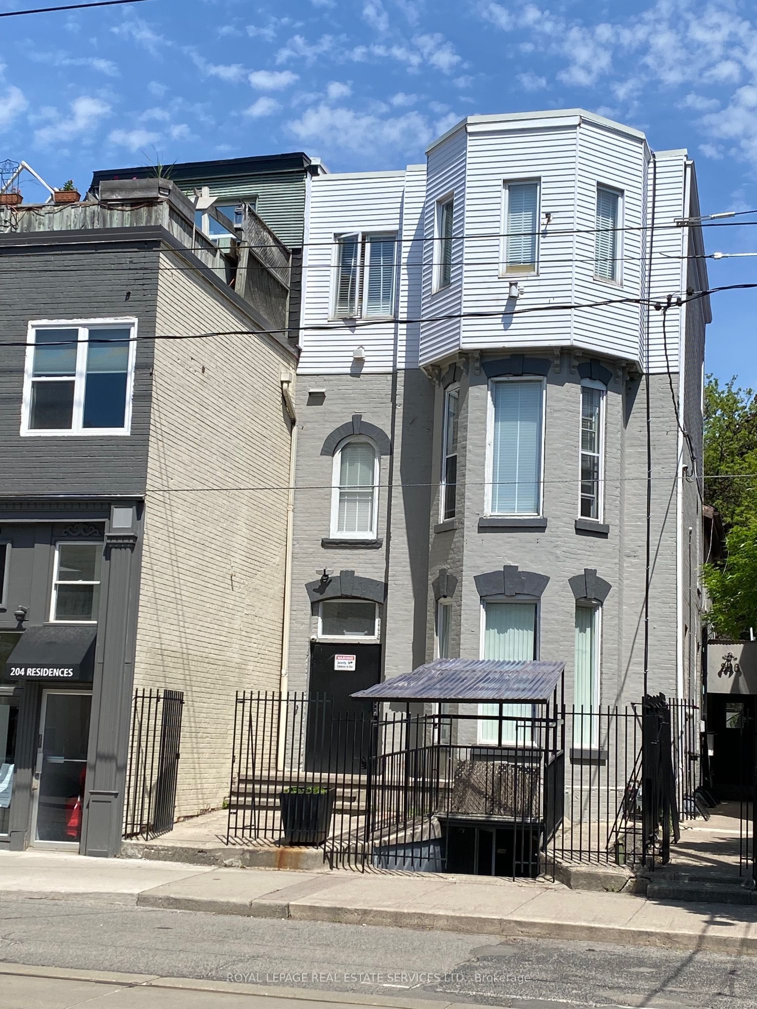 Unit 107 - 206 Carlton Street, Toronto 2