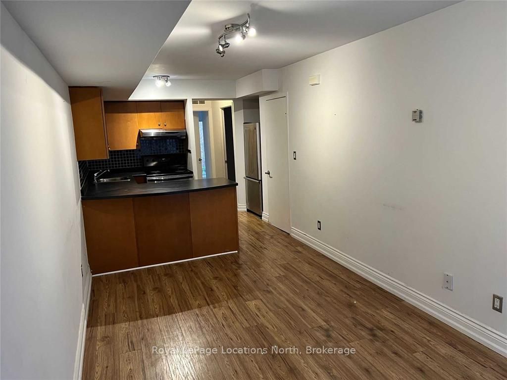 Unit 211 - 415 Jarvis Street, Toronto 5