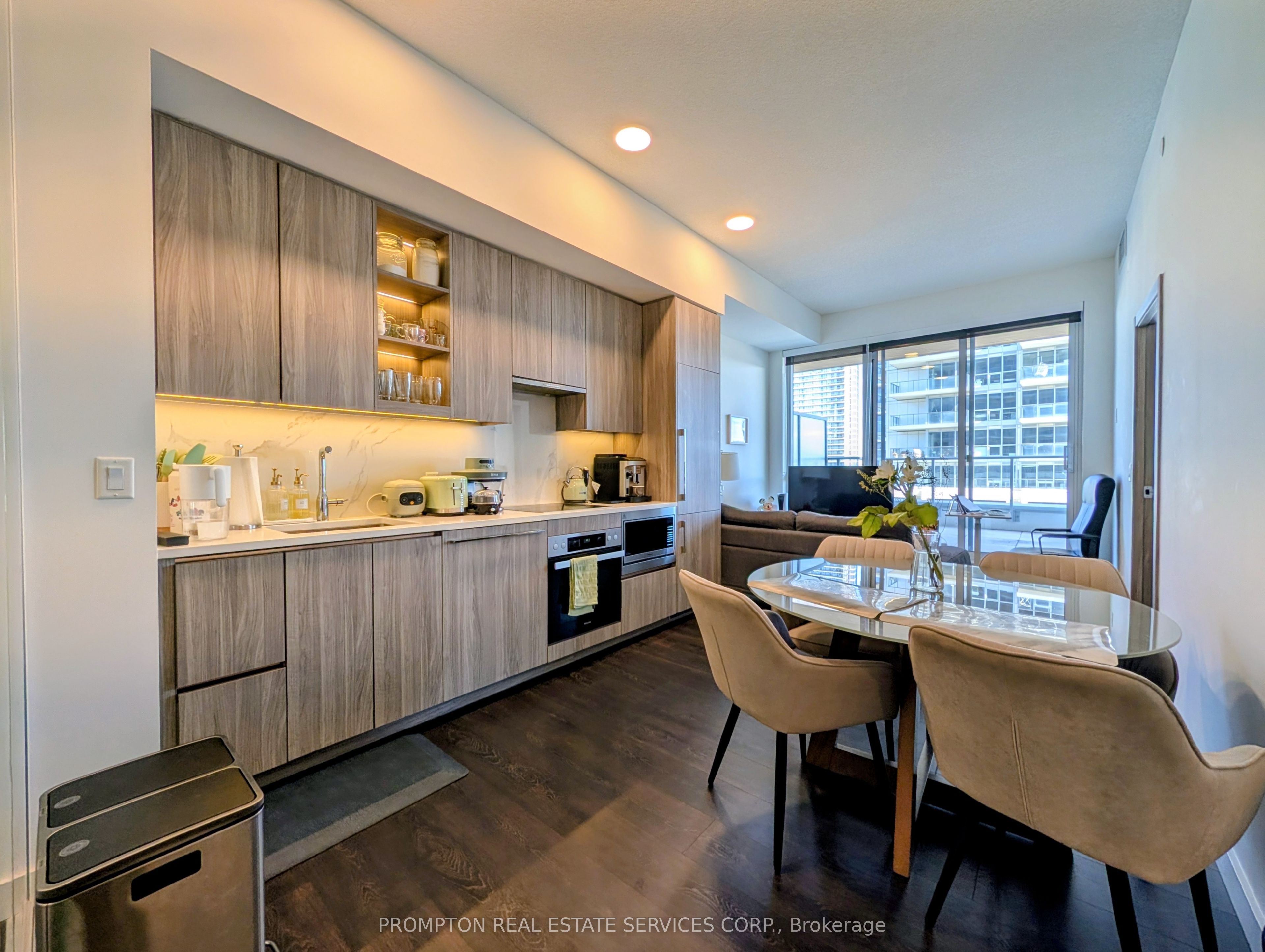 Unit 601 - 27 McMahon Drive, North York 3