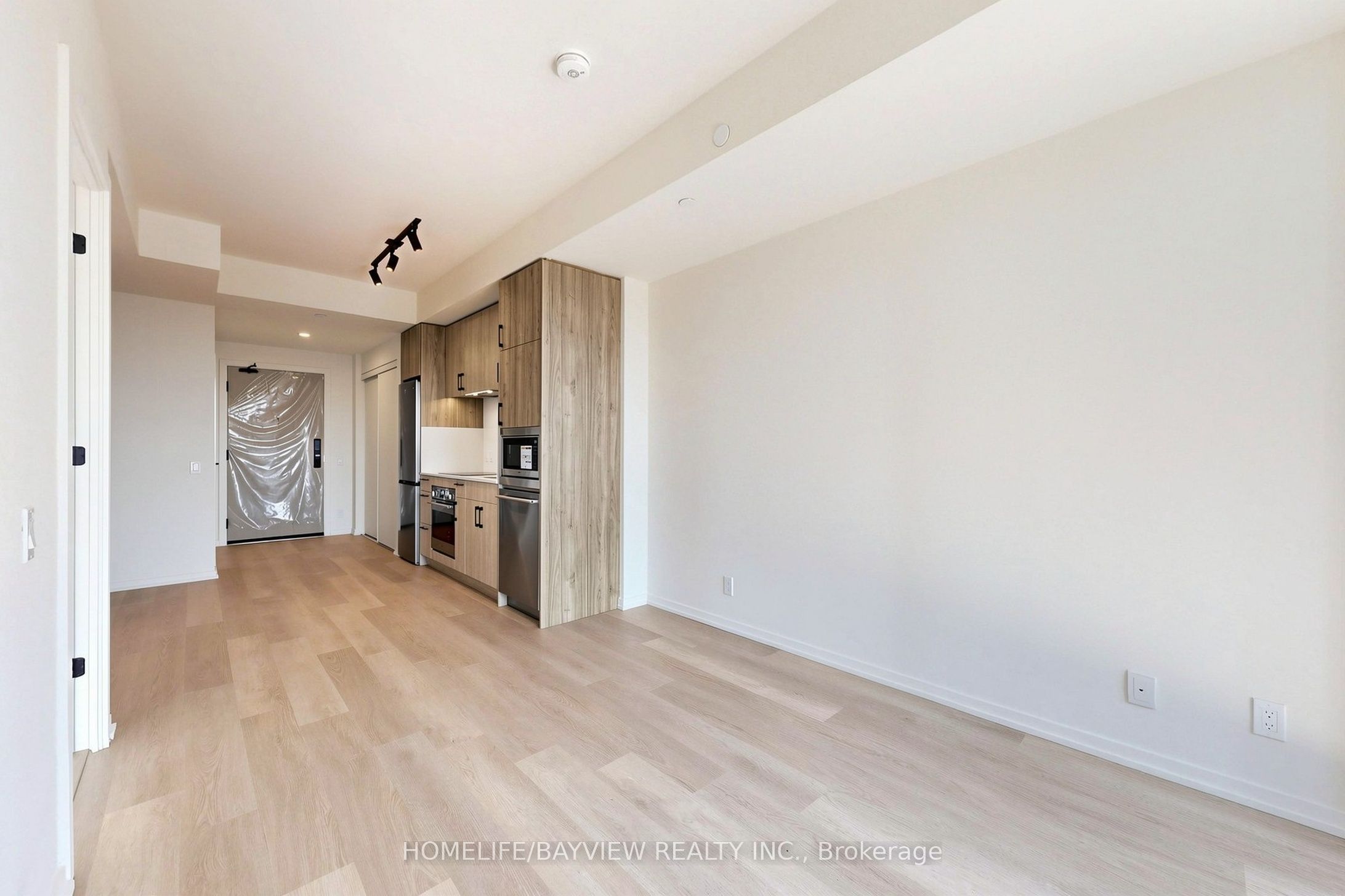Unit 1706 - 109 Erskine Avenue, Toronto 3