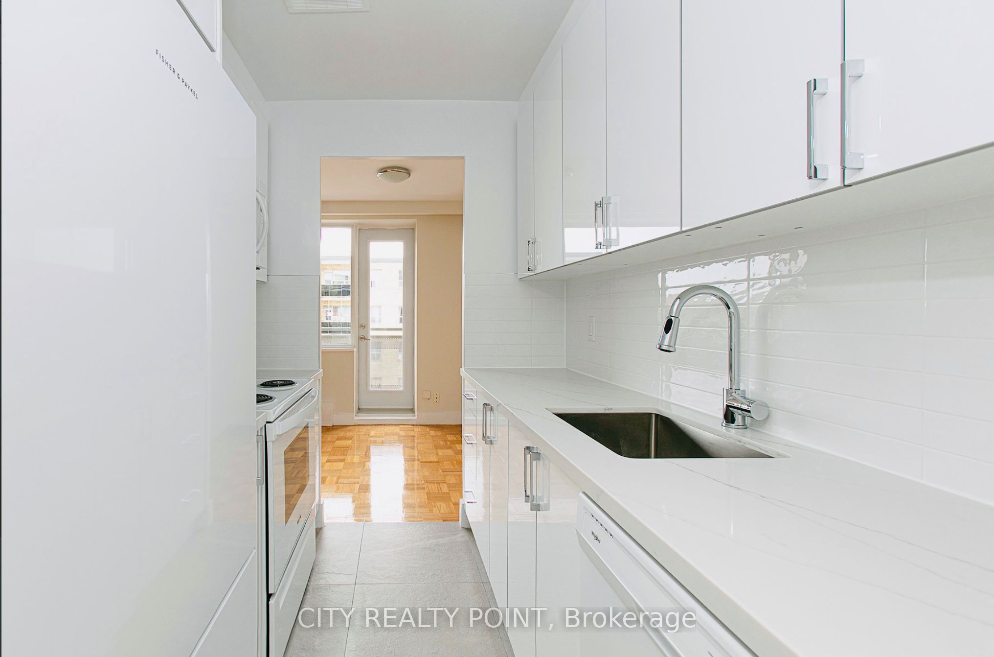 Unit 601 - 2 Grandstand Place, Toronto 2