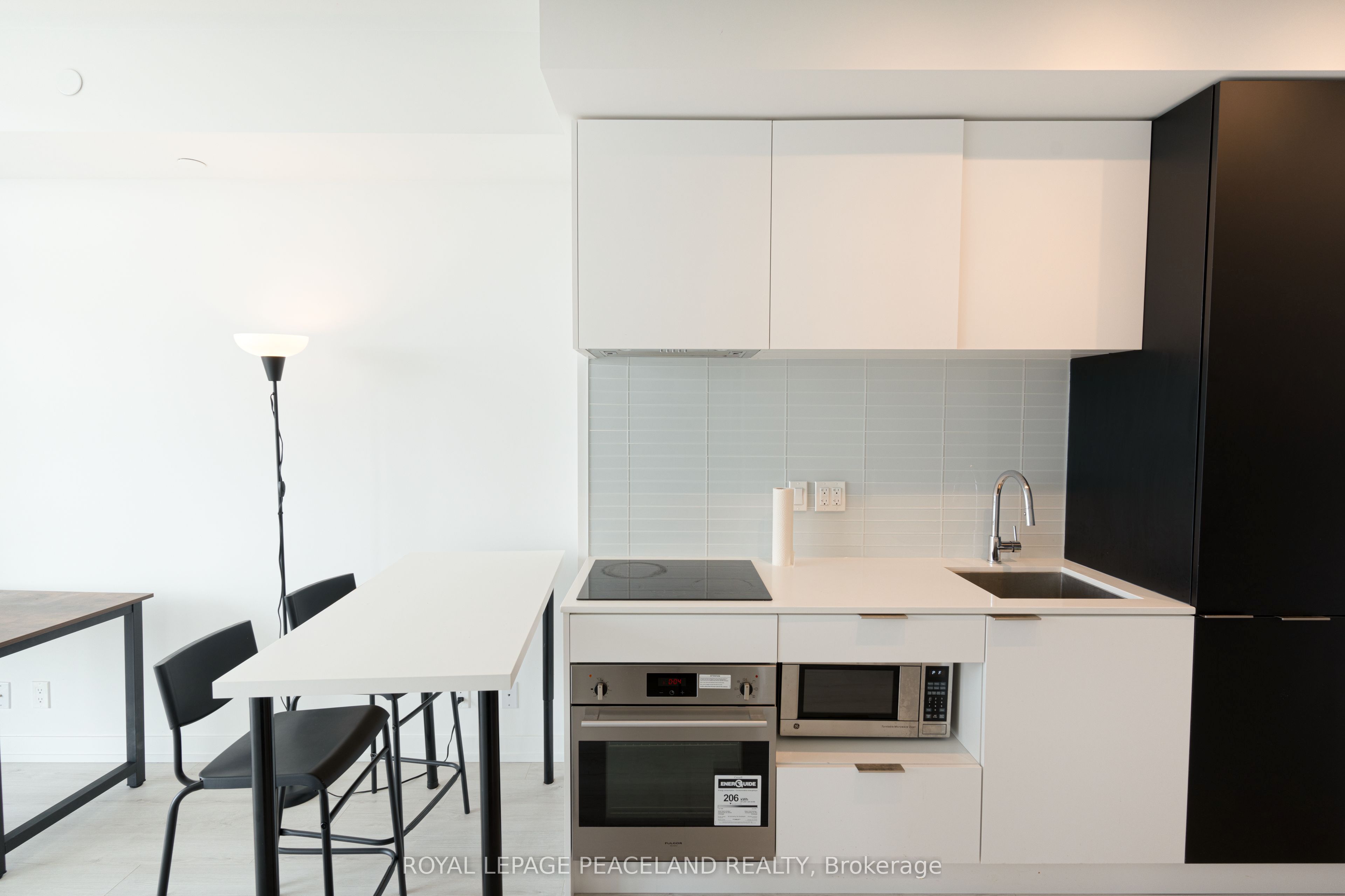 Unit 2511 - 33 Helendale Avenue, Toronto 2