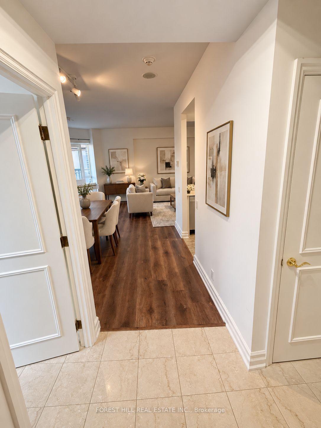 Unit 802 - 38 Avenue Road, Toronto 2
