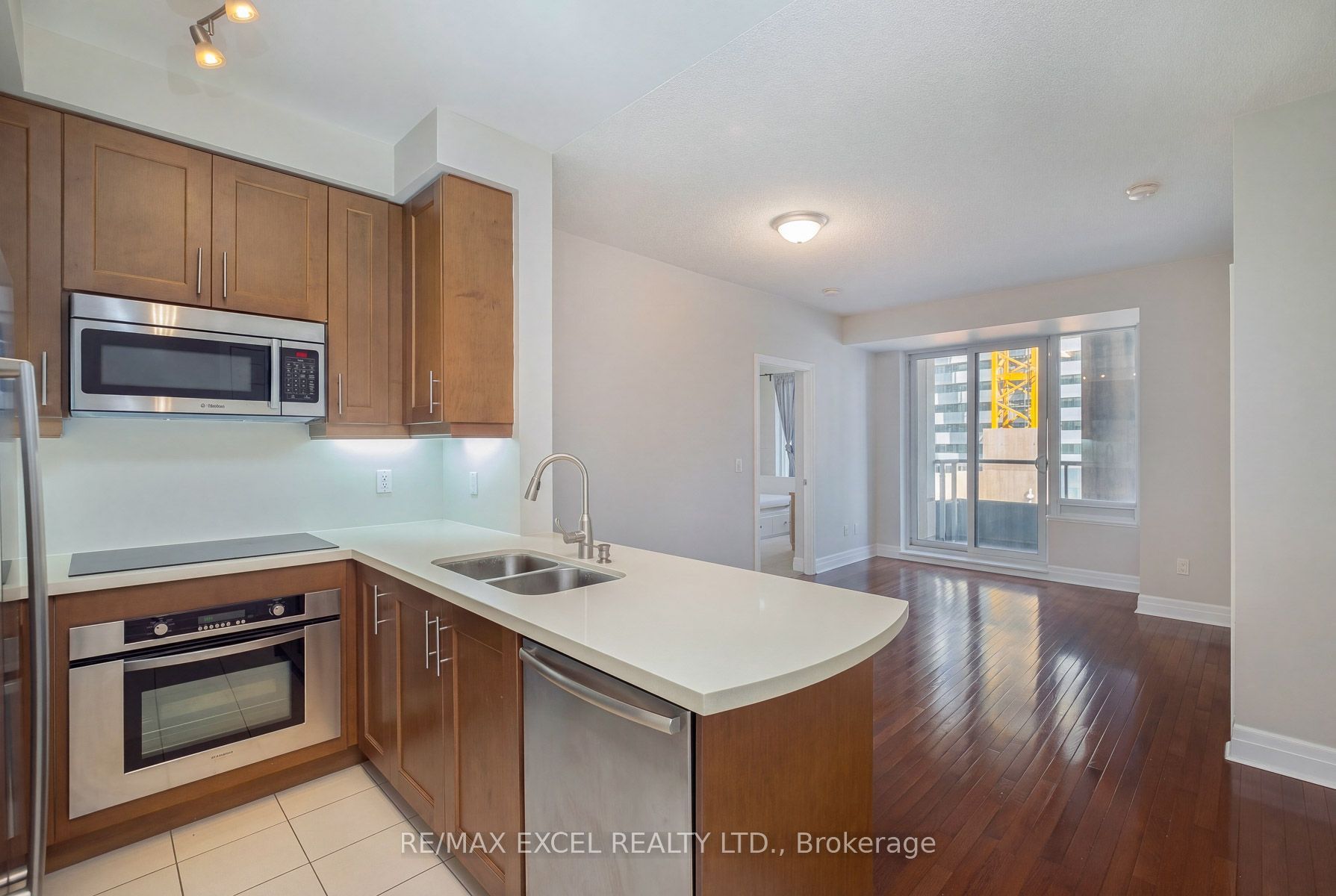 Unit 1205 - 35 Balmuto Street, Toronto 4