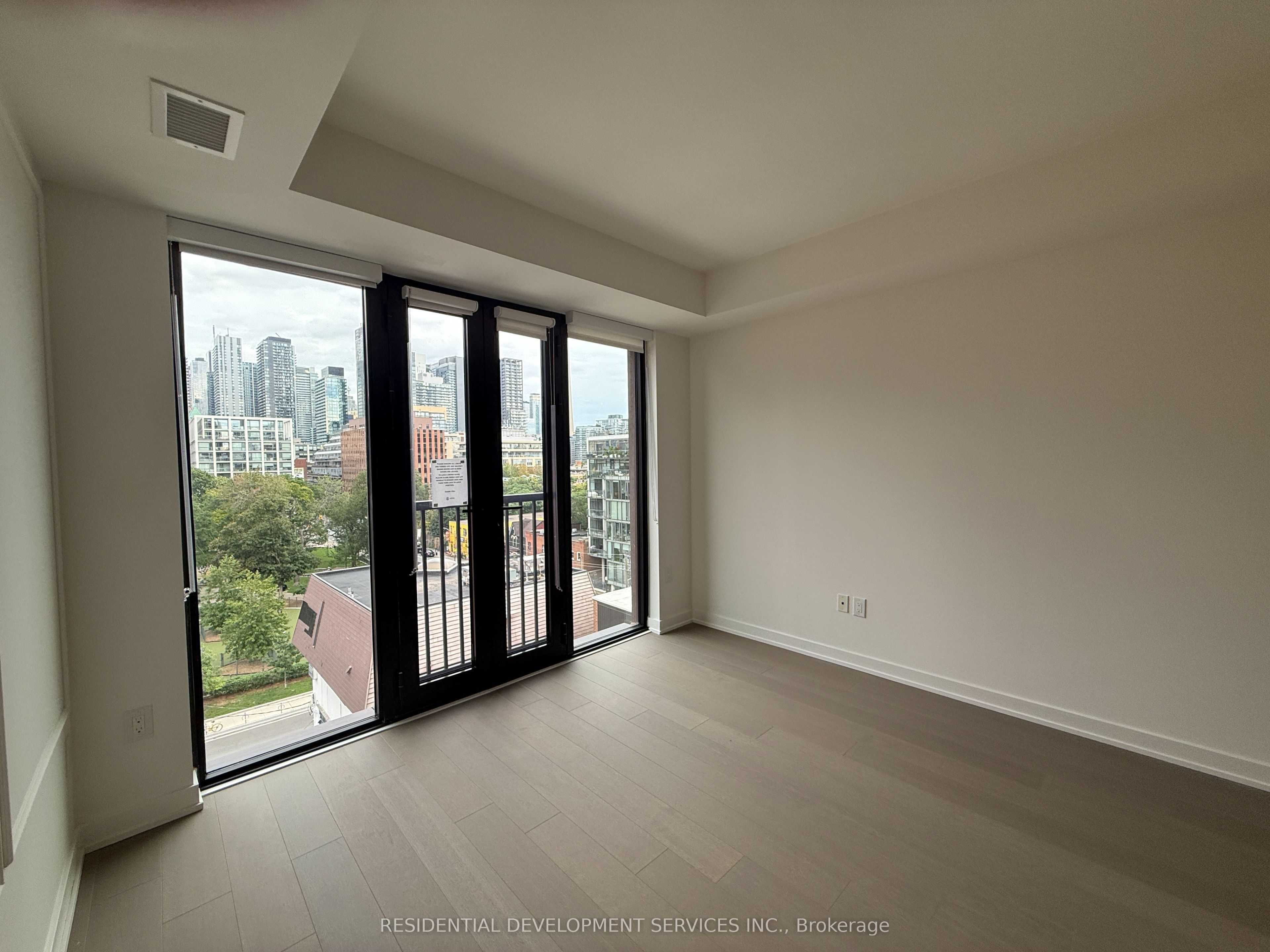 Unit 703 - 123 Portland Street, Toronto 3
