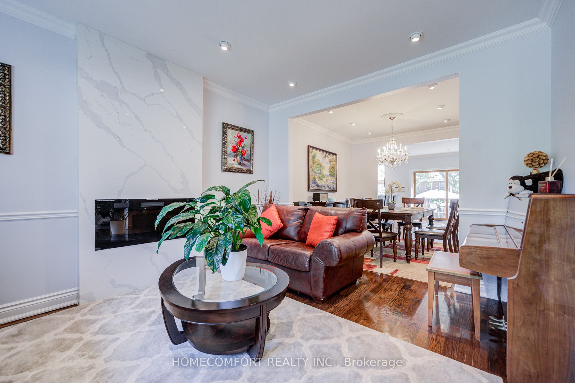 319 Rumsey Road, Toronto 2