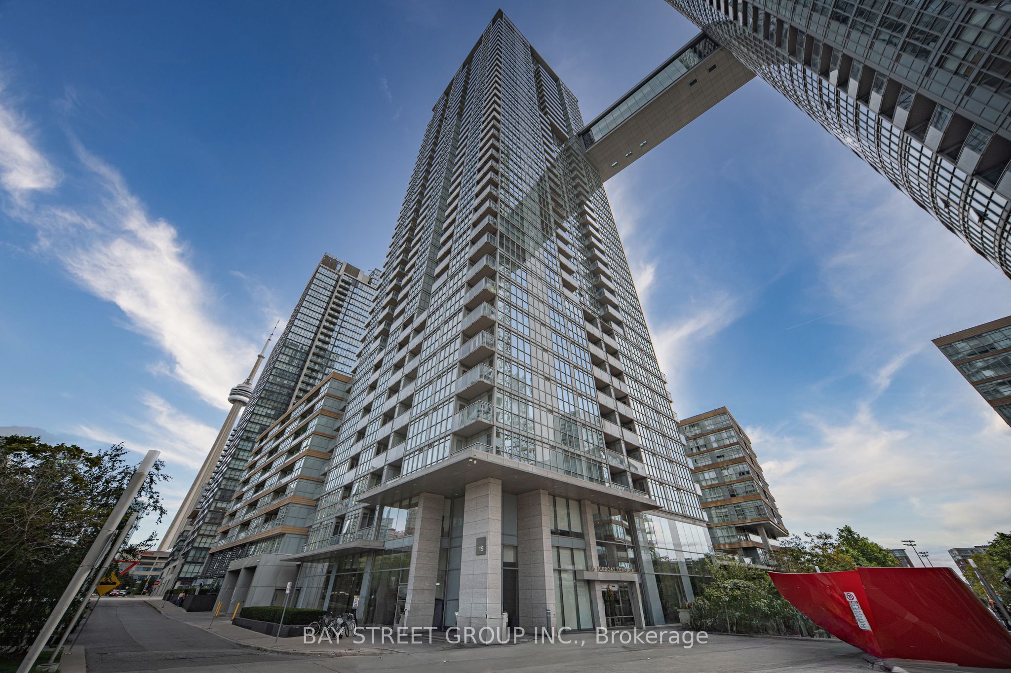 Unit 3206 - 15 Iceboat Terrace, Toronto 2