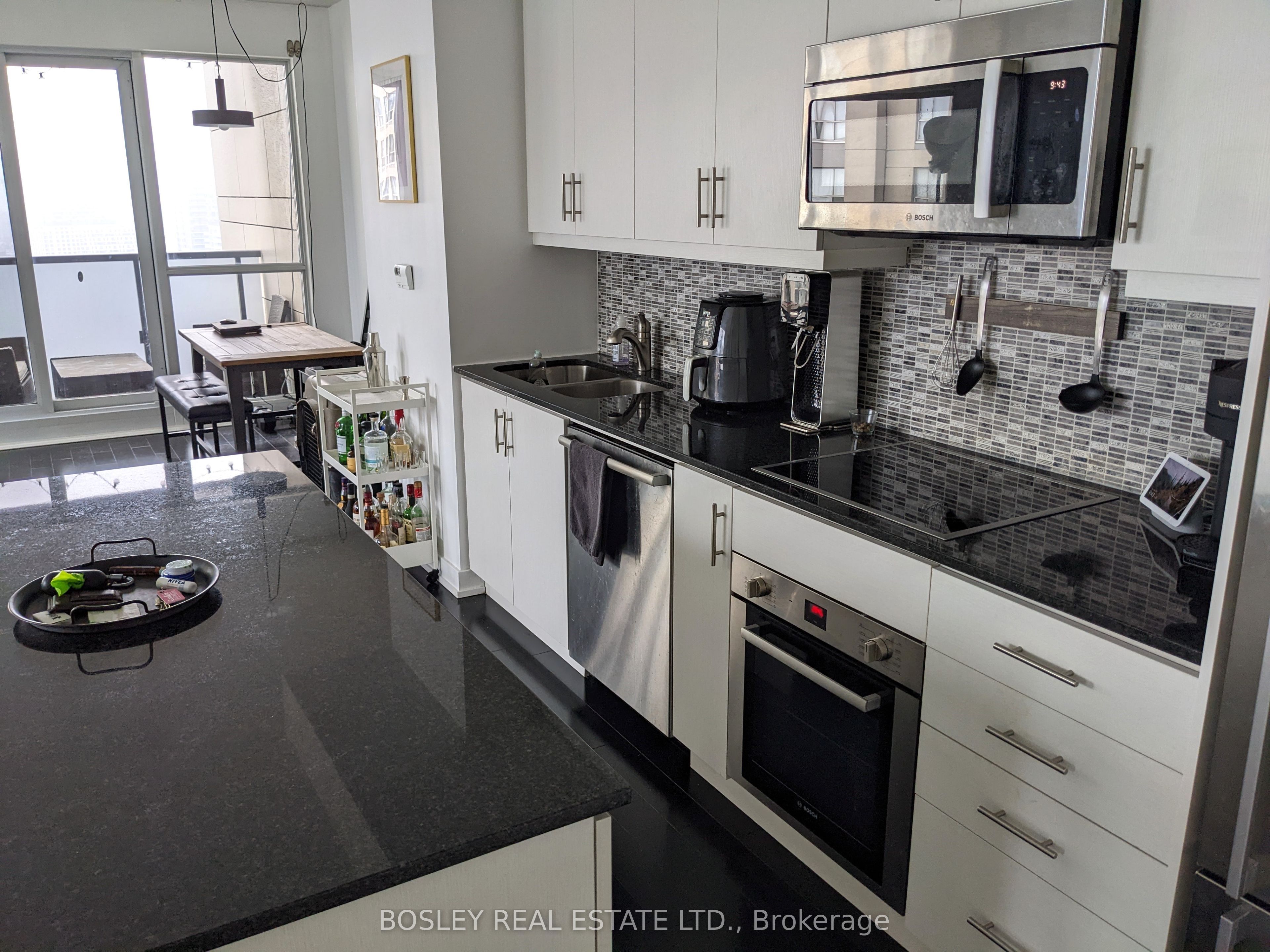 Unit 1806 - 1 The Esplanade Avenue, Toronto 3