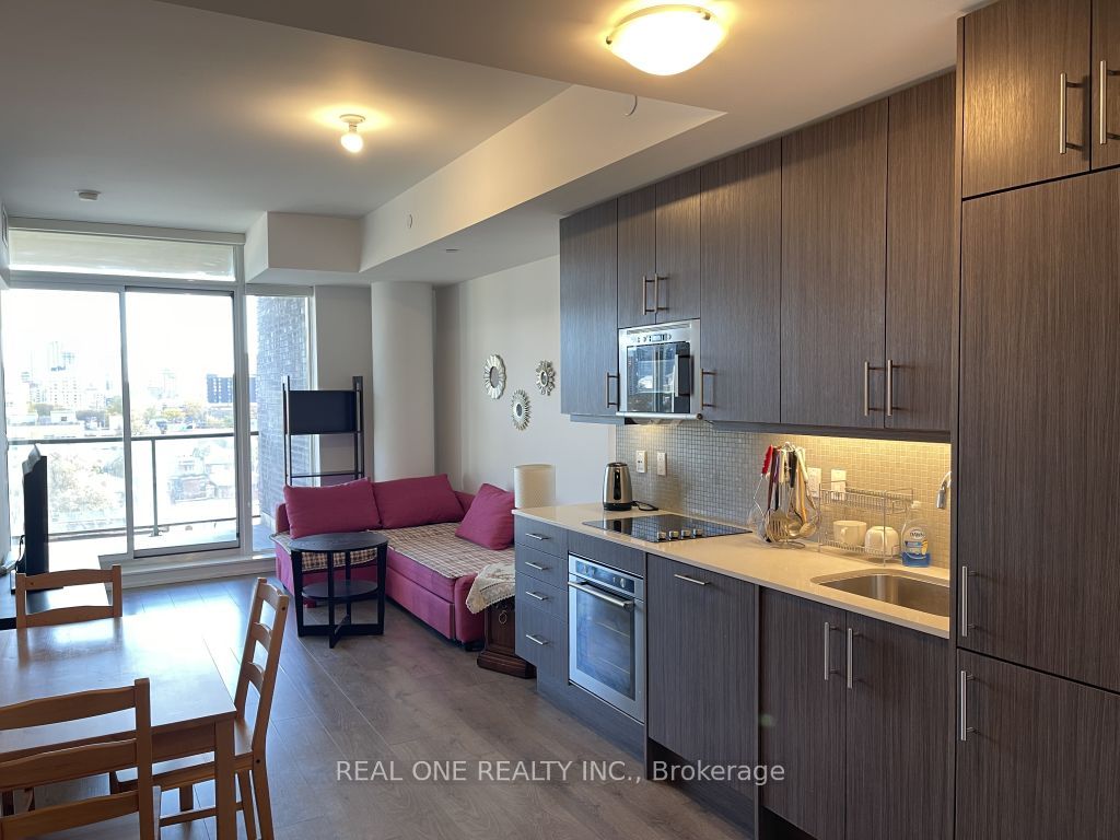 Unit 710 - 297 College Street, Toronto 4