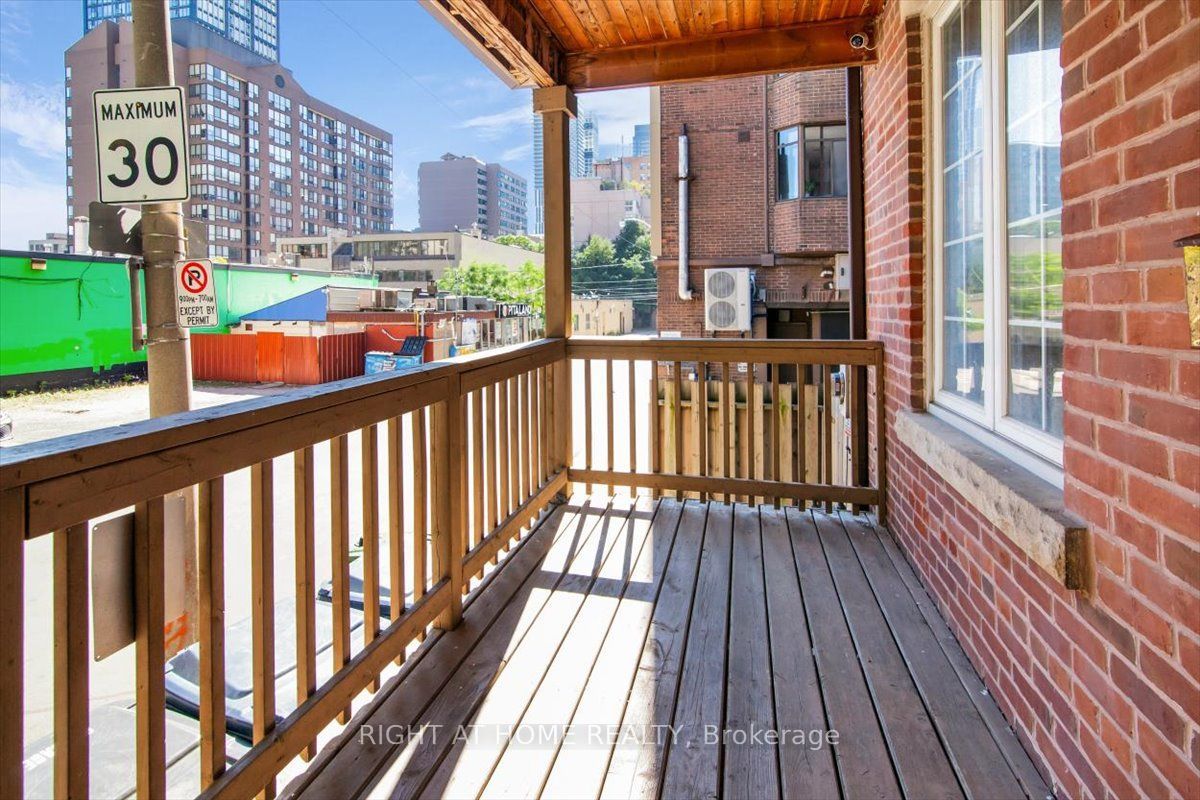 Unit Main & Lower - 182 Mutual Street, Toronto 3