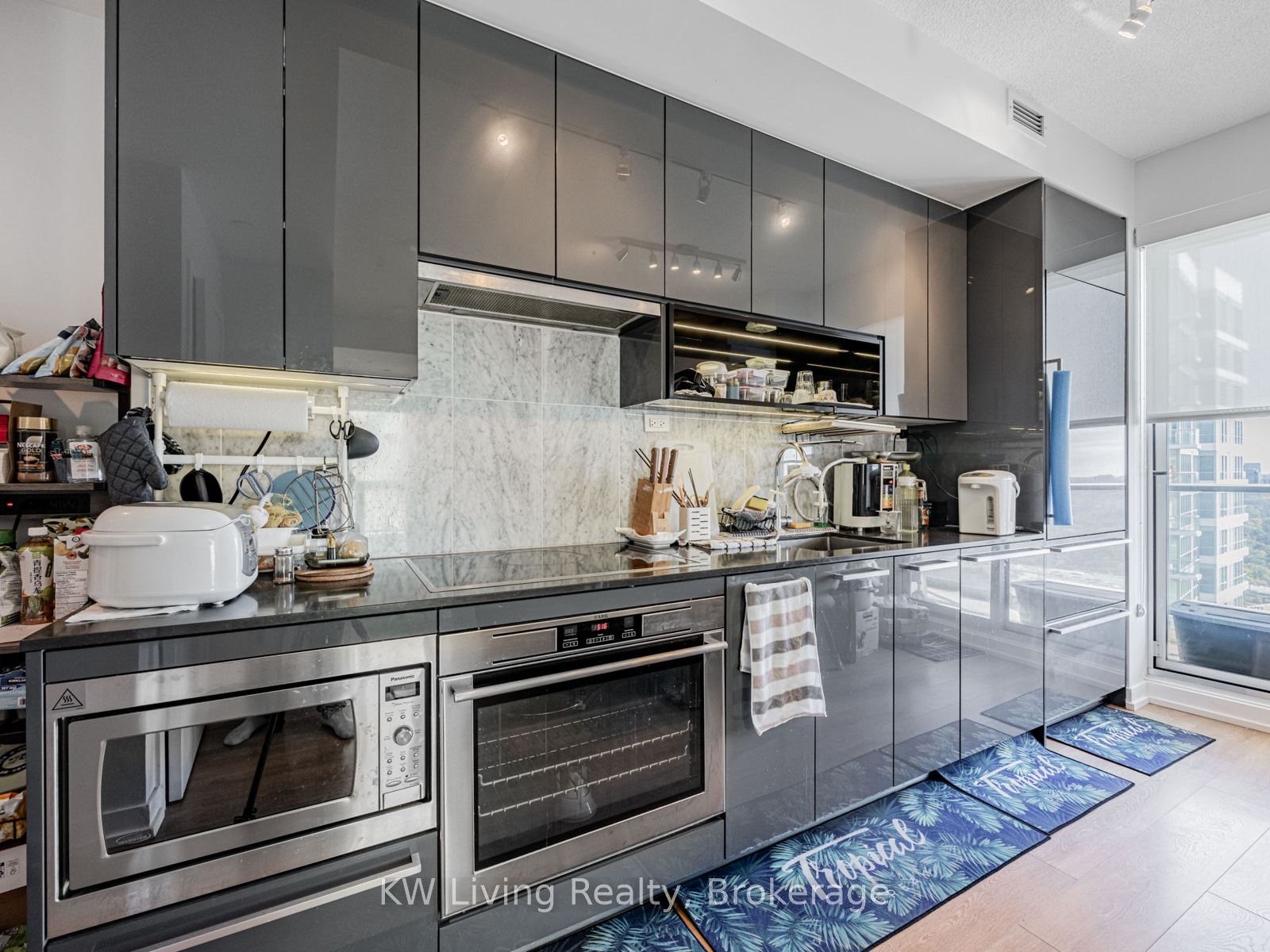 Unit 3710 - 115 McMahon Drive, North York 4