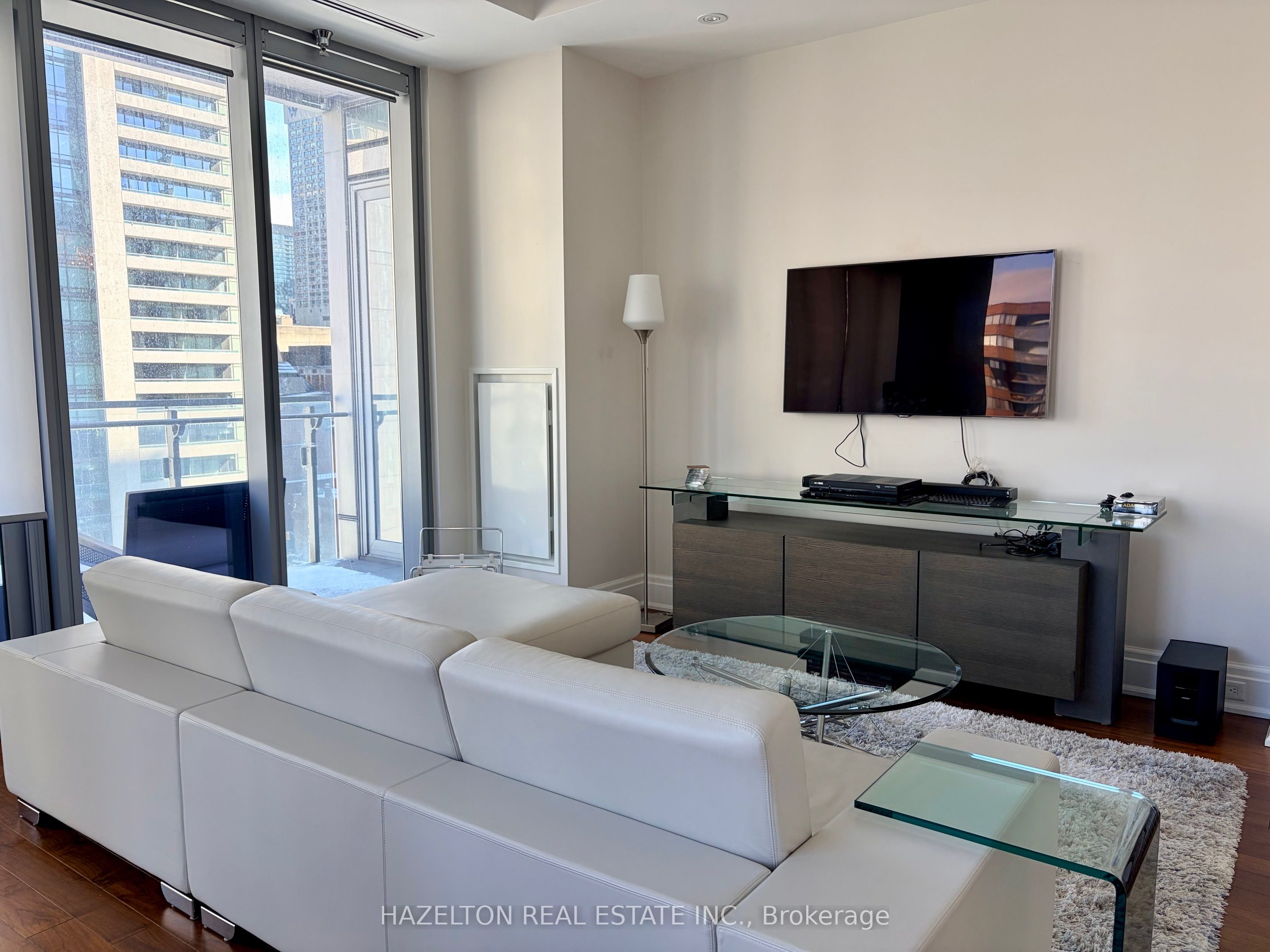 Unit 902 - 55 Scollard Street, Toronto 2