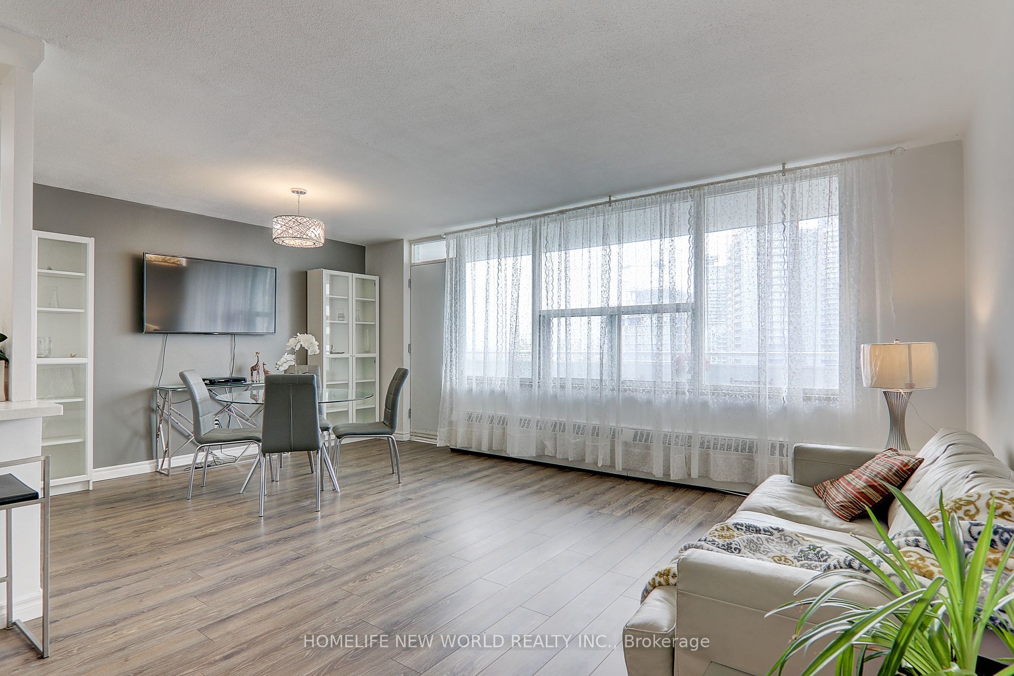 Unit 1412 - 10 Parkway Forest Drive, North York 2
