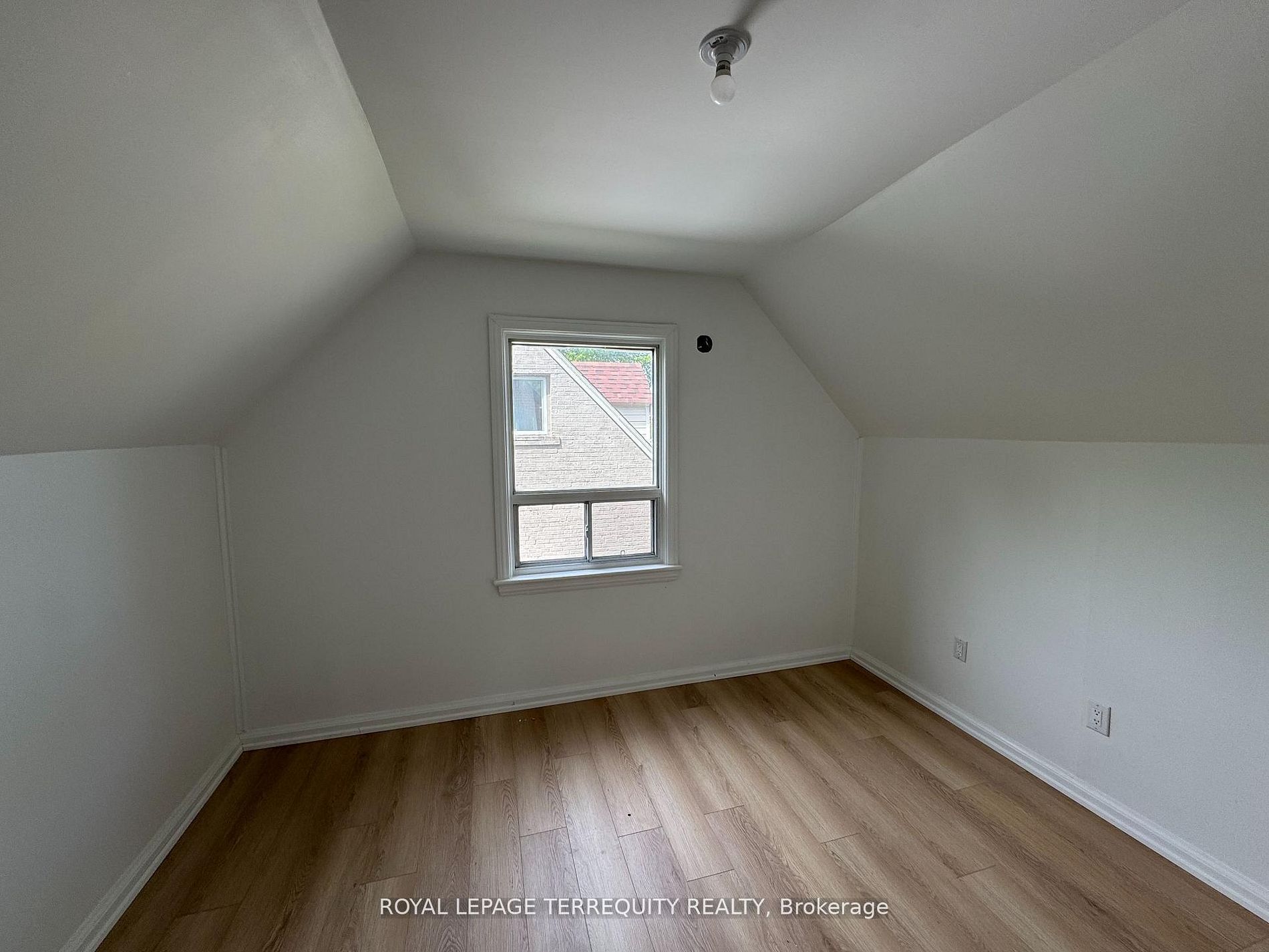 191 Finch Avenue W, North York 5
