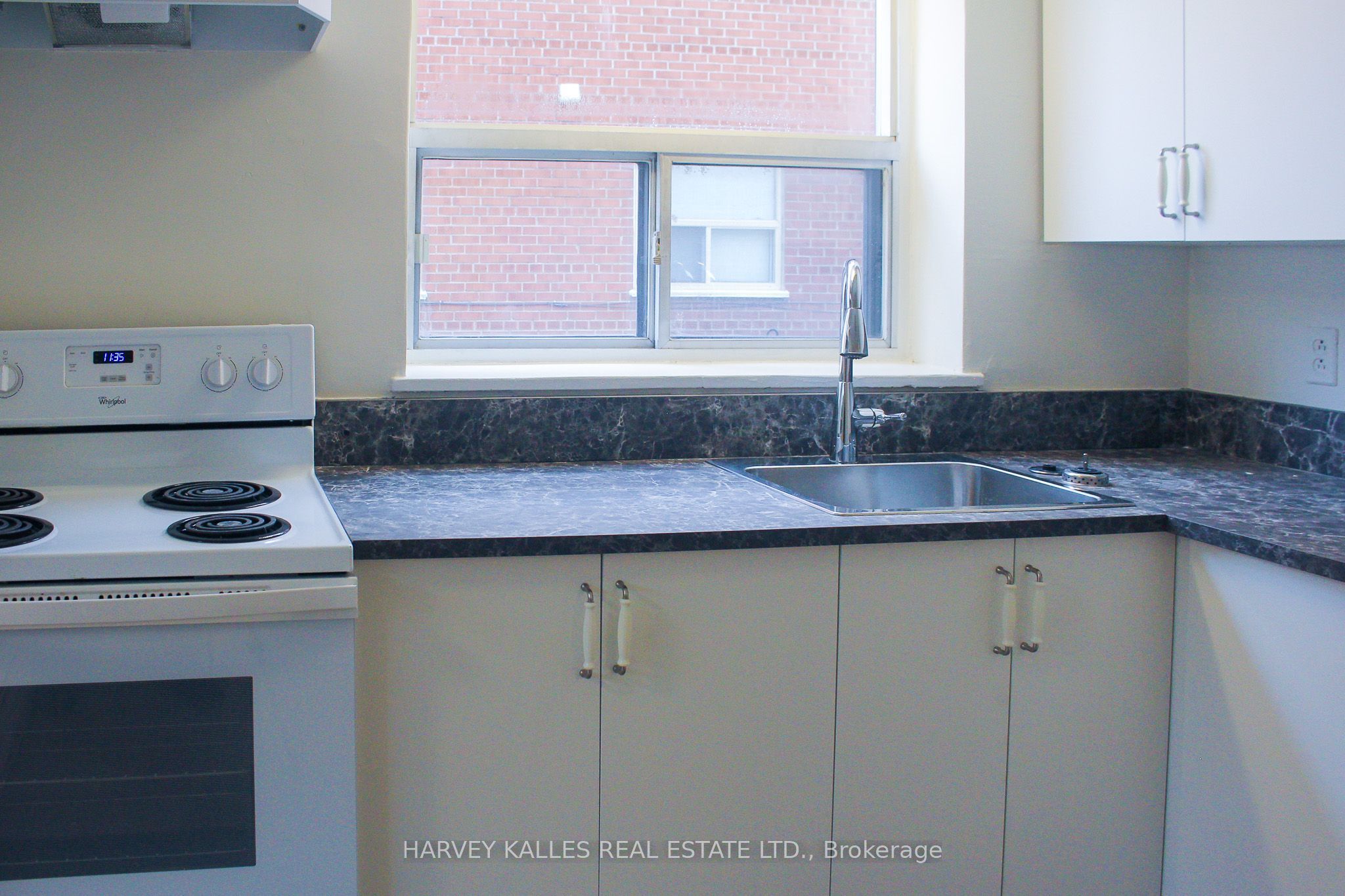 Unit 2 - 28 Fraserwood Avenue, North York 4