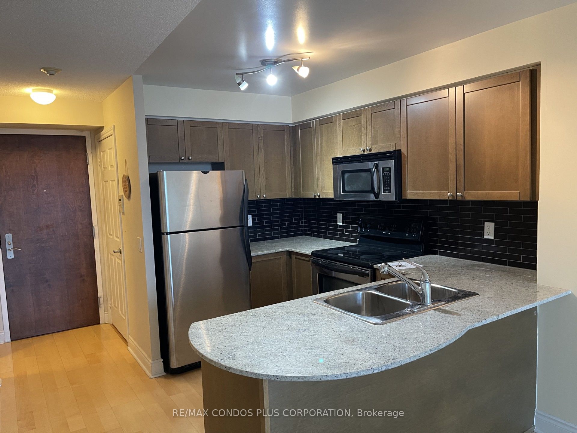 Unit 3904 - 763 Bay Street, Toronto 5