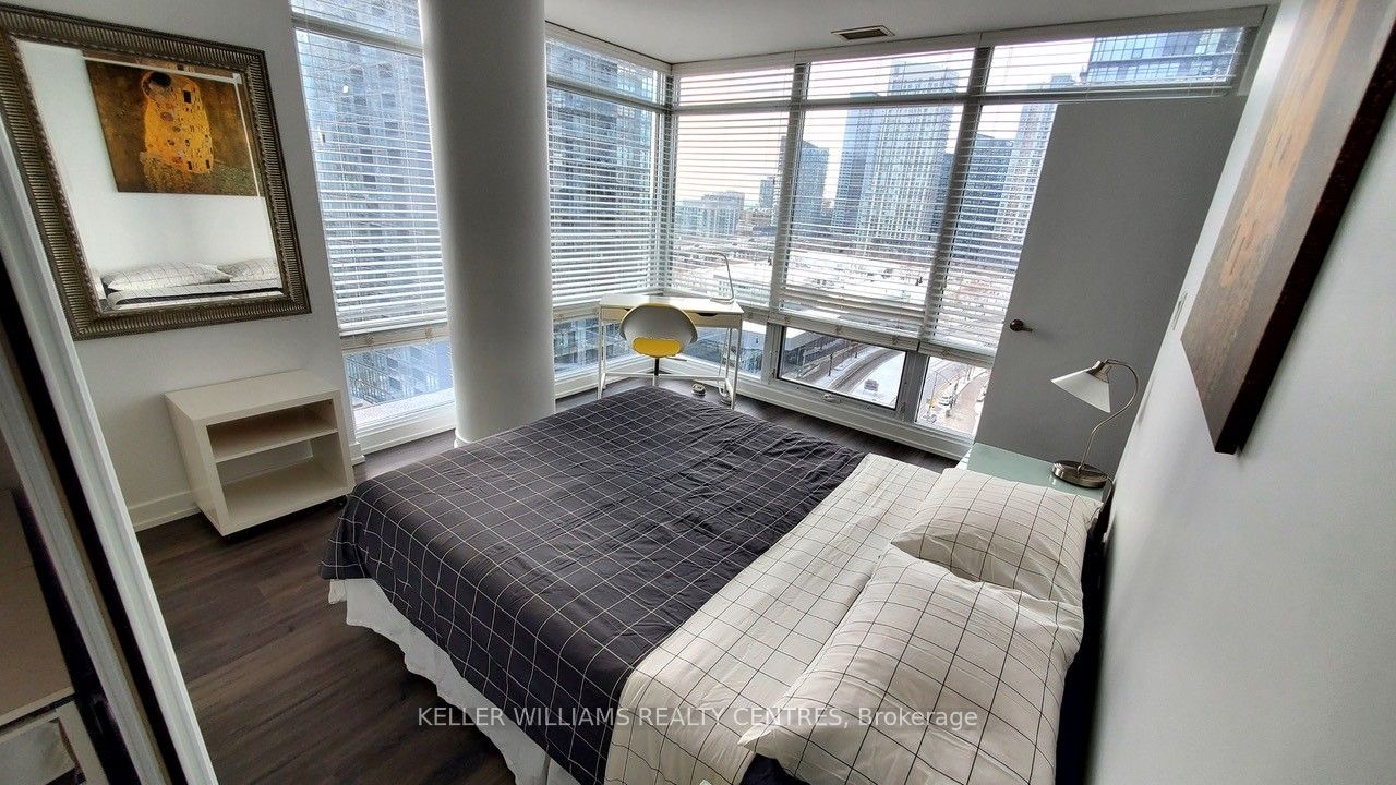 Unit 1220 - 4 K Spadina Avenue E, Toronto 3