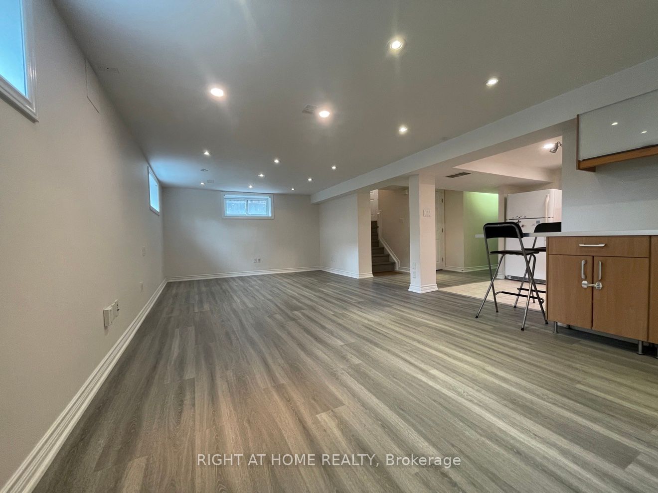 Unit Lower - 191 Princess Avenue, North York 2
