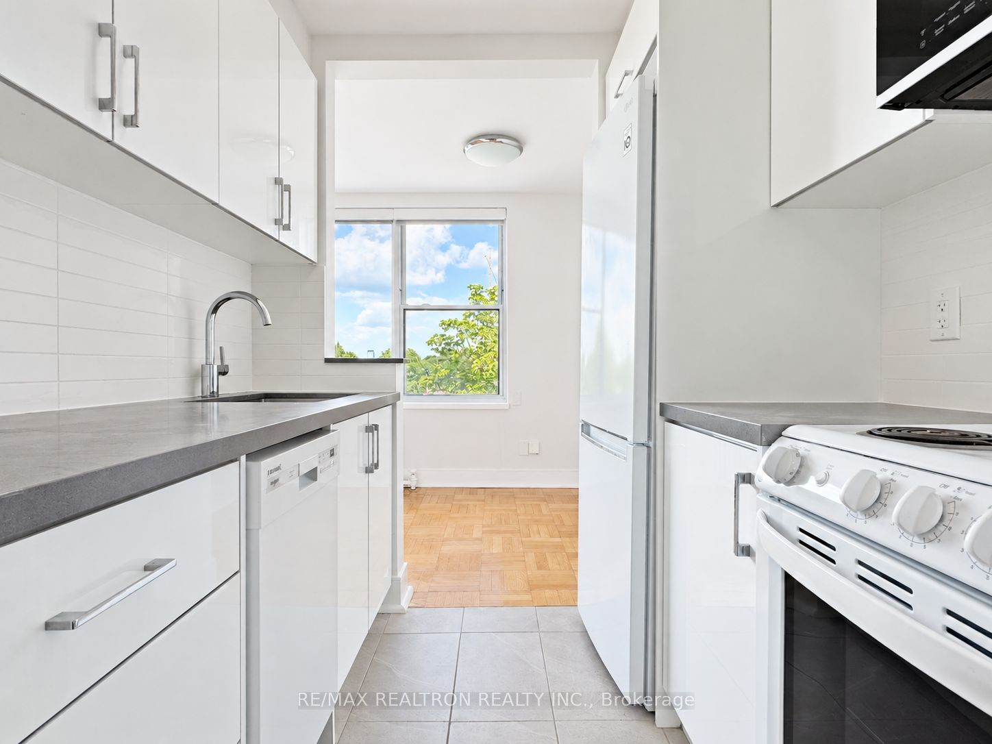 Unit 508 - 1545 Bathurst Street, Toronto 4