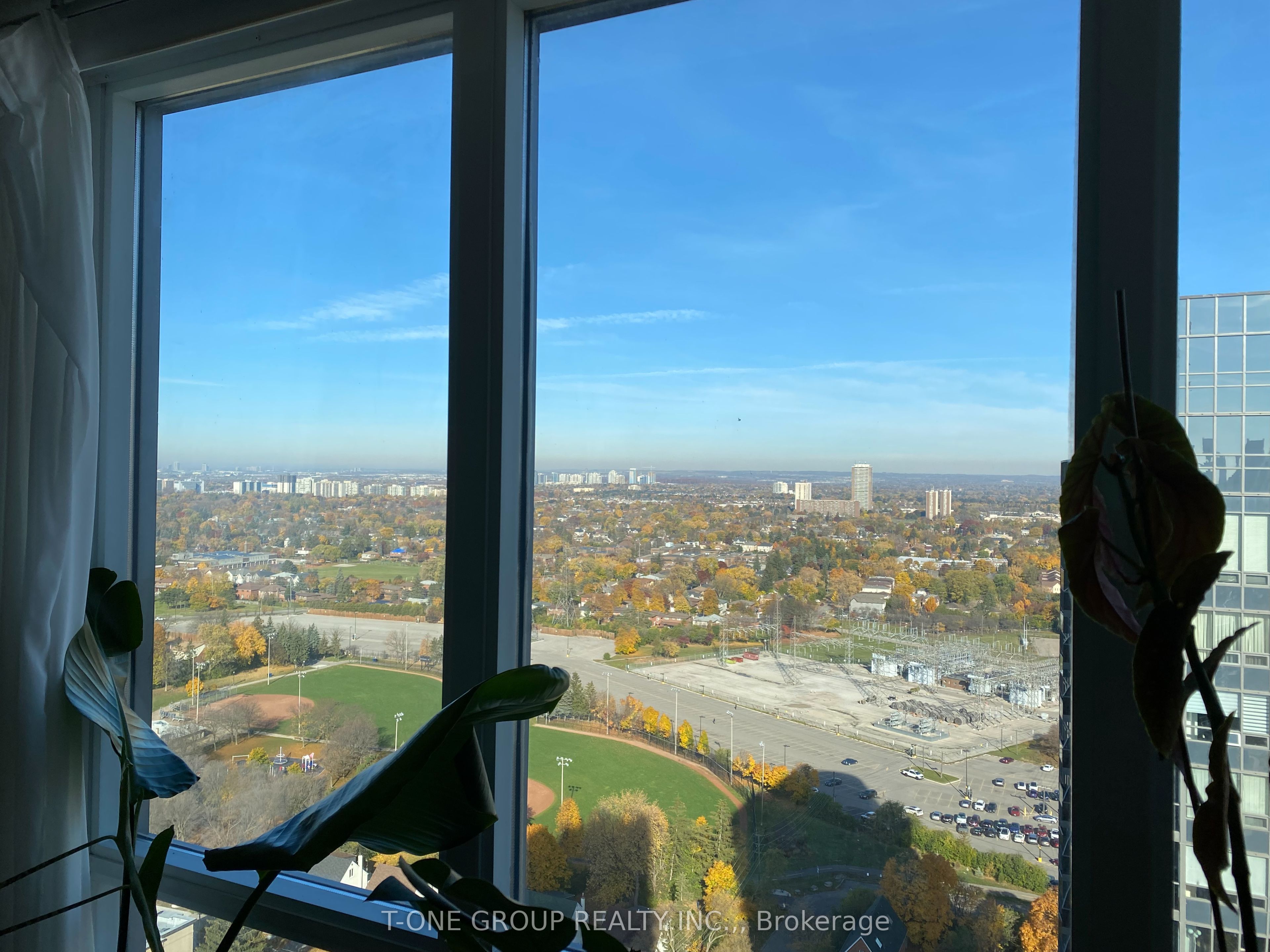Unit 2713 - 15 Greenview Avenue, North York 2