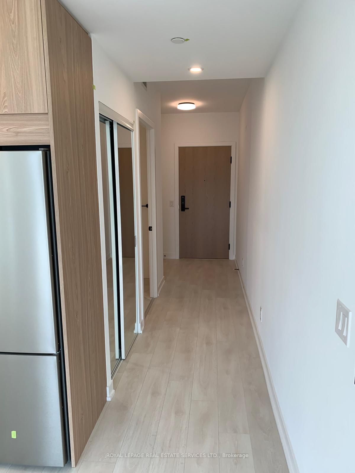 Unit 712 - 5 Defries Street, Toronto 2