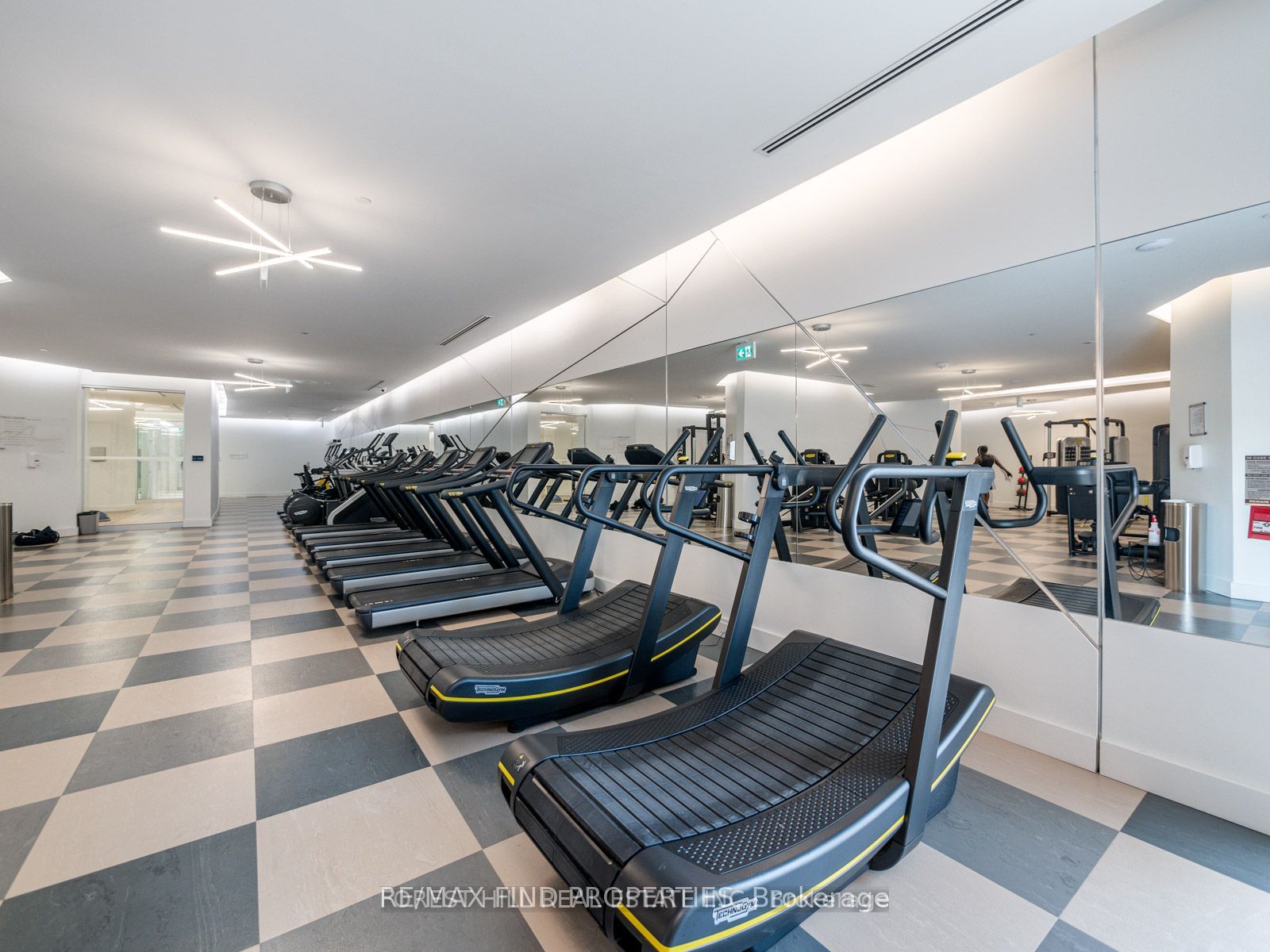 Unit 320 - 50 ORDNANCE Street, Toronto 5