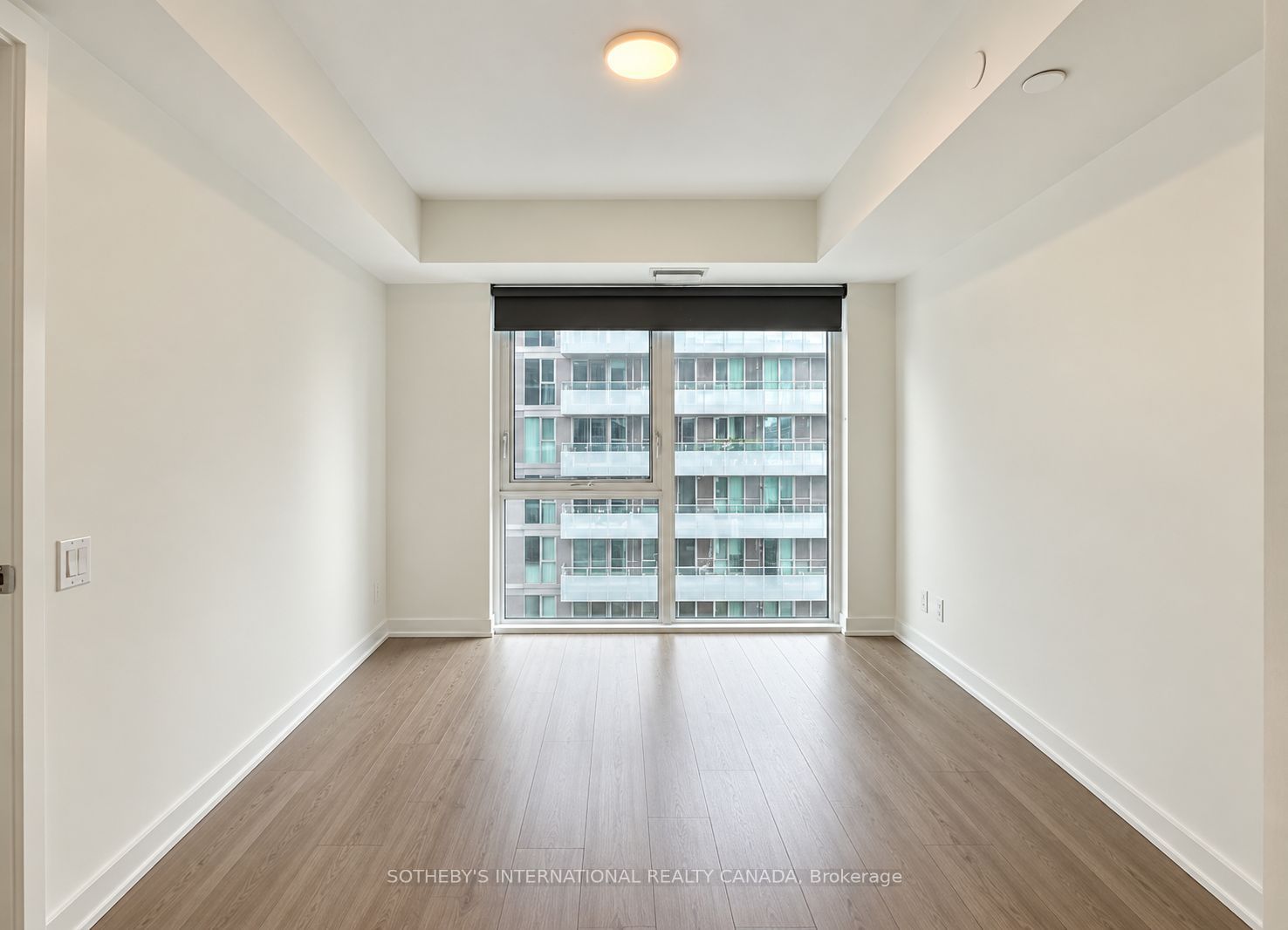 Unit 816 - 20 Richardson Street, Toronto 5