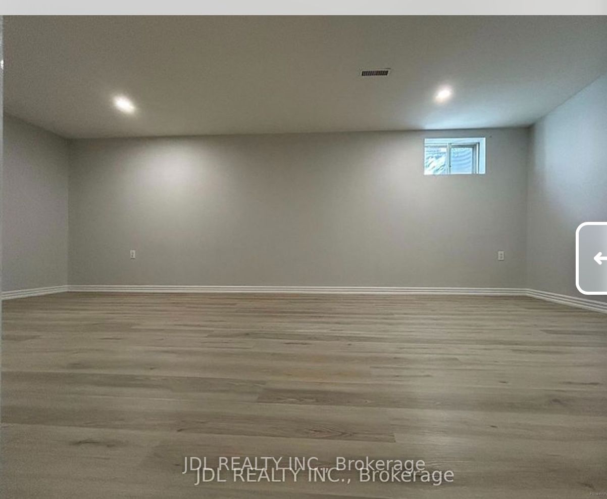 Unit kitchen main/2 beds bsmt - 13 Pawnee Ave Avenue, North York 5