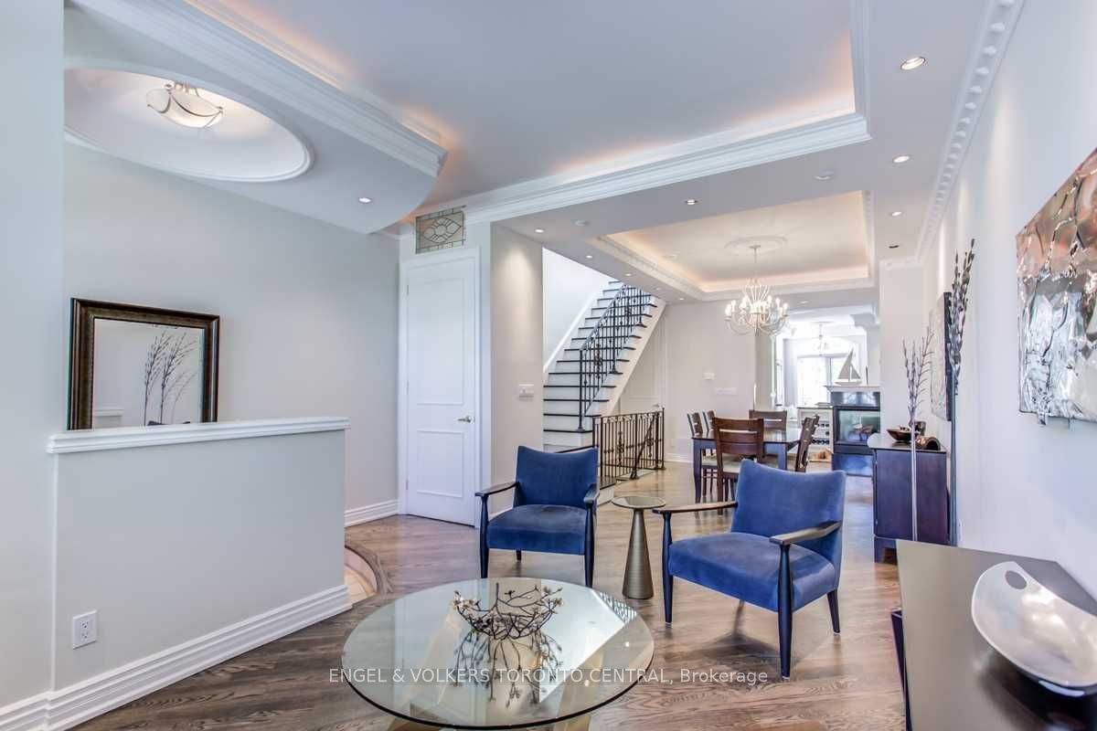 405 Bedford Park Avenue, Toronto 2