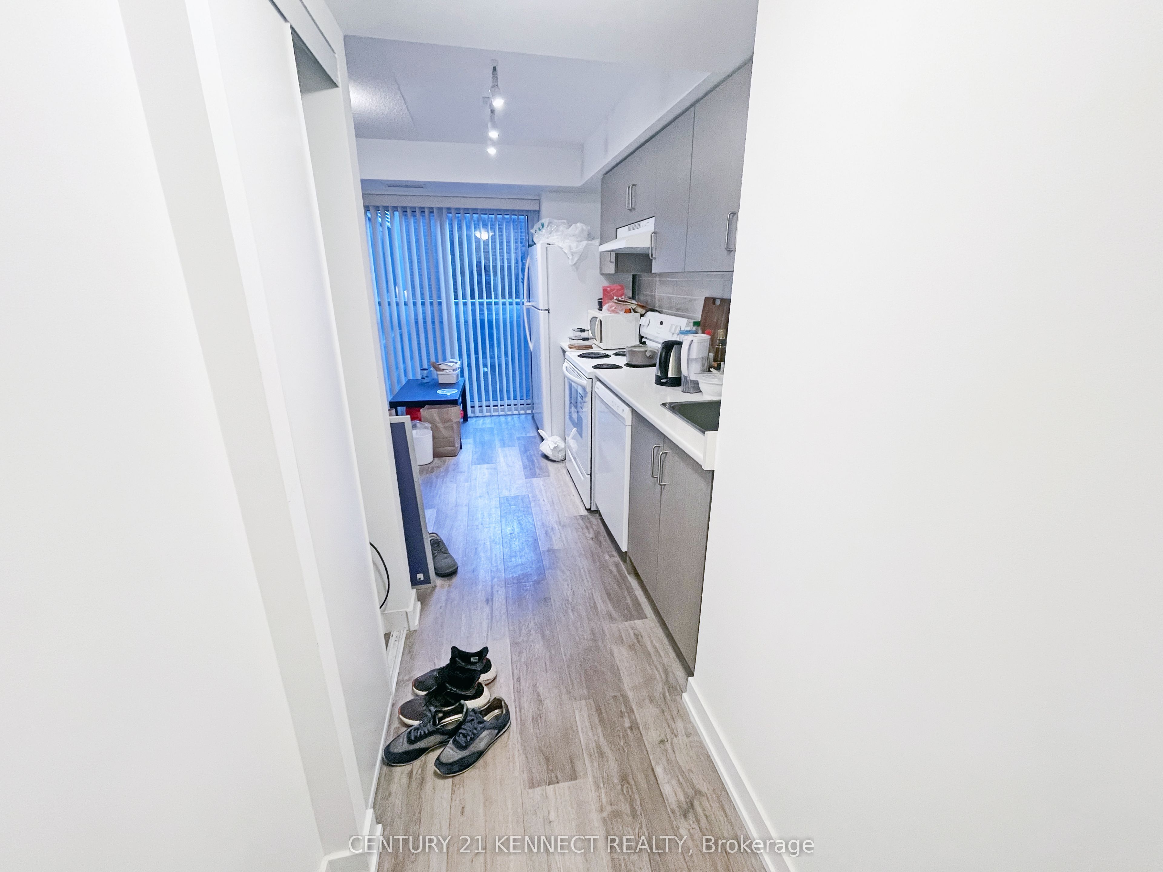 Unit 502R - 231 College Street, Toronto 3