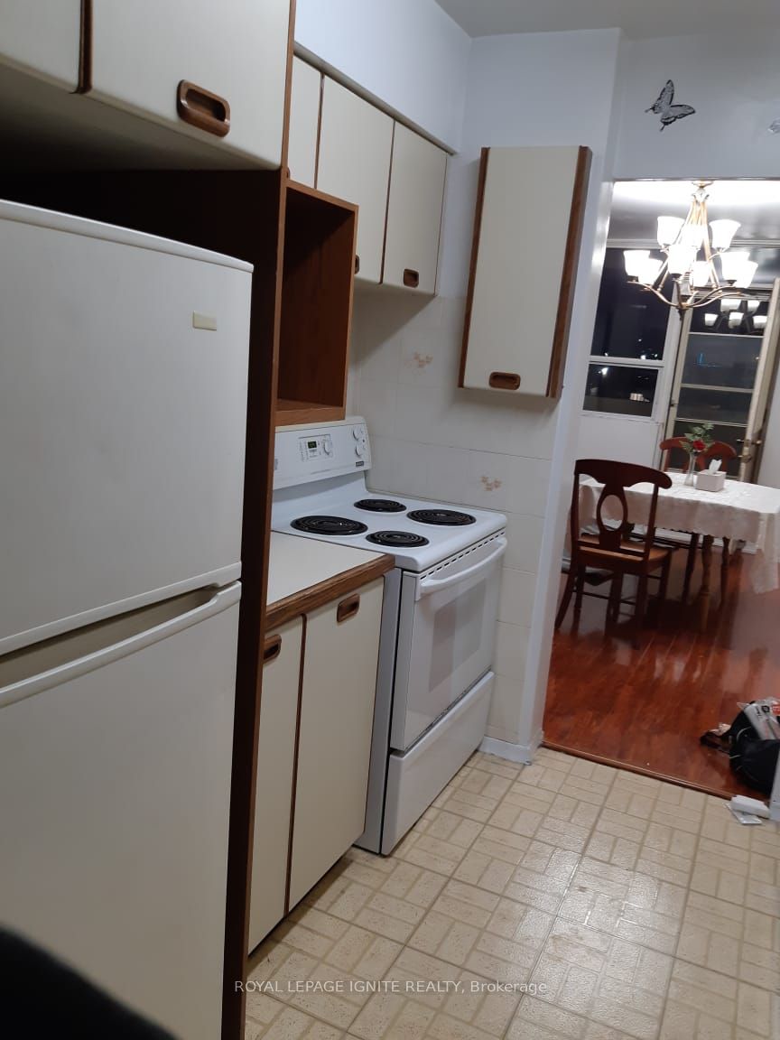 Unit 307 - 3420 Eglinton Avenue, Scarborough 3