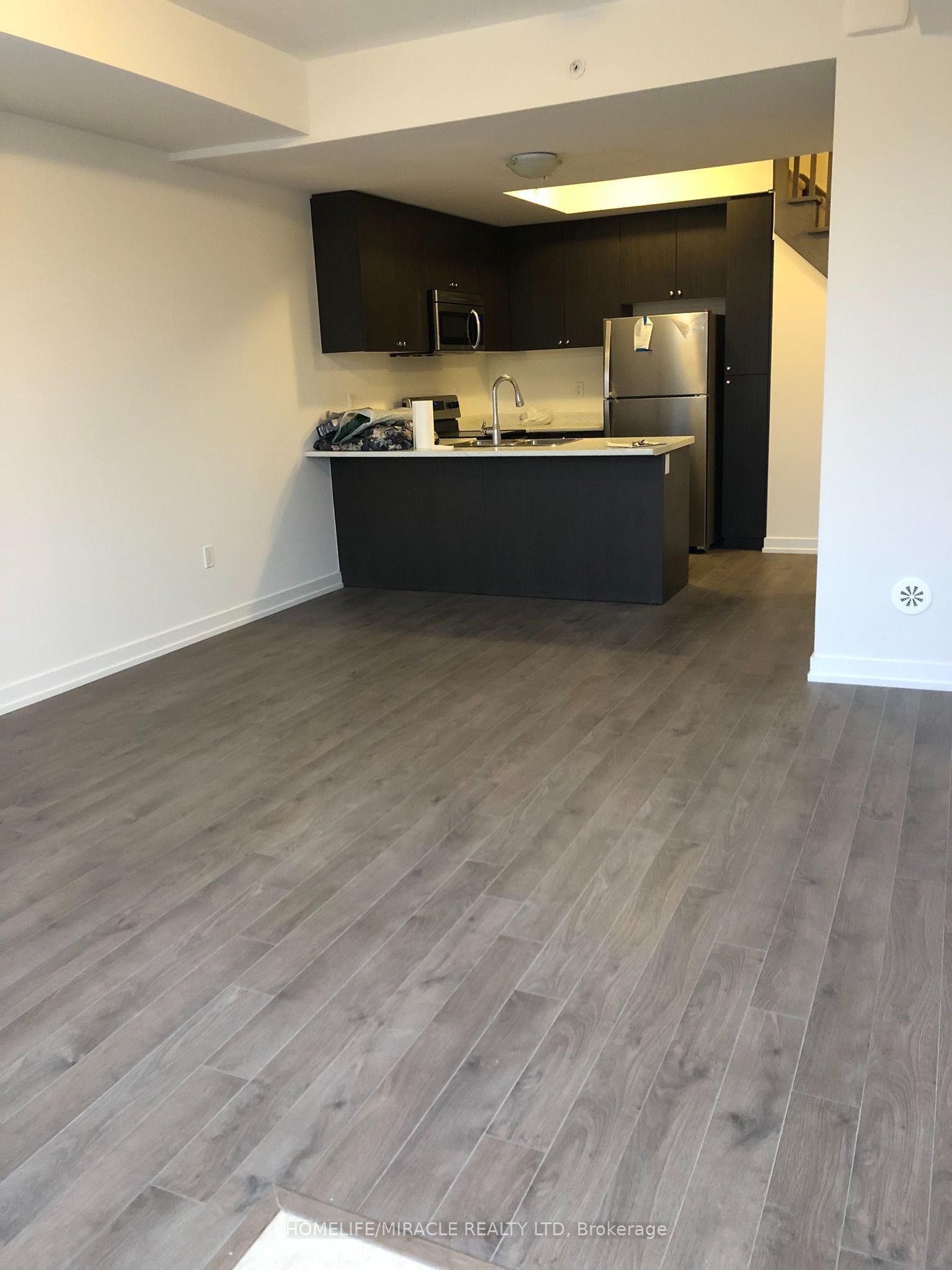 Unit 202 - 1555 Kingston Road, Pickering 2