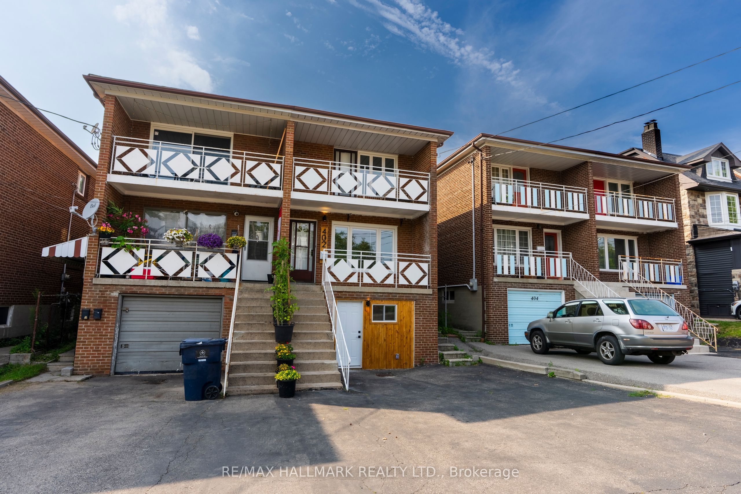 Unit UPPER / 2ND - 402 Kingston Road, Toronto 2