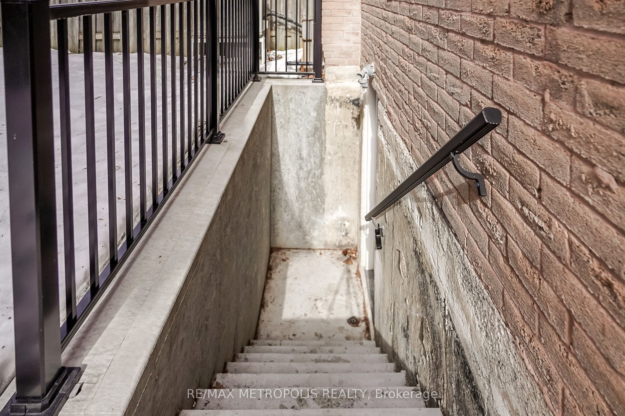 Unit BSMT - 570 Springview Drive, Pickering 4