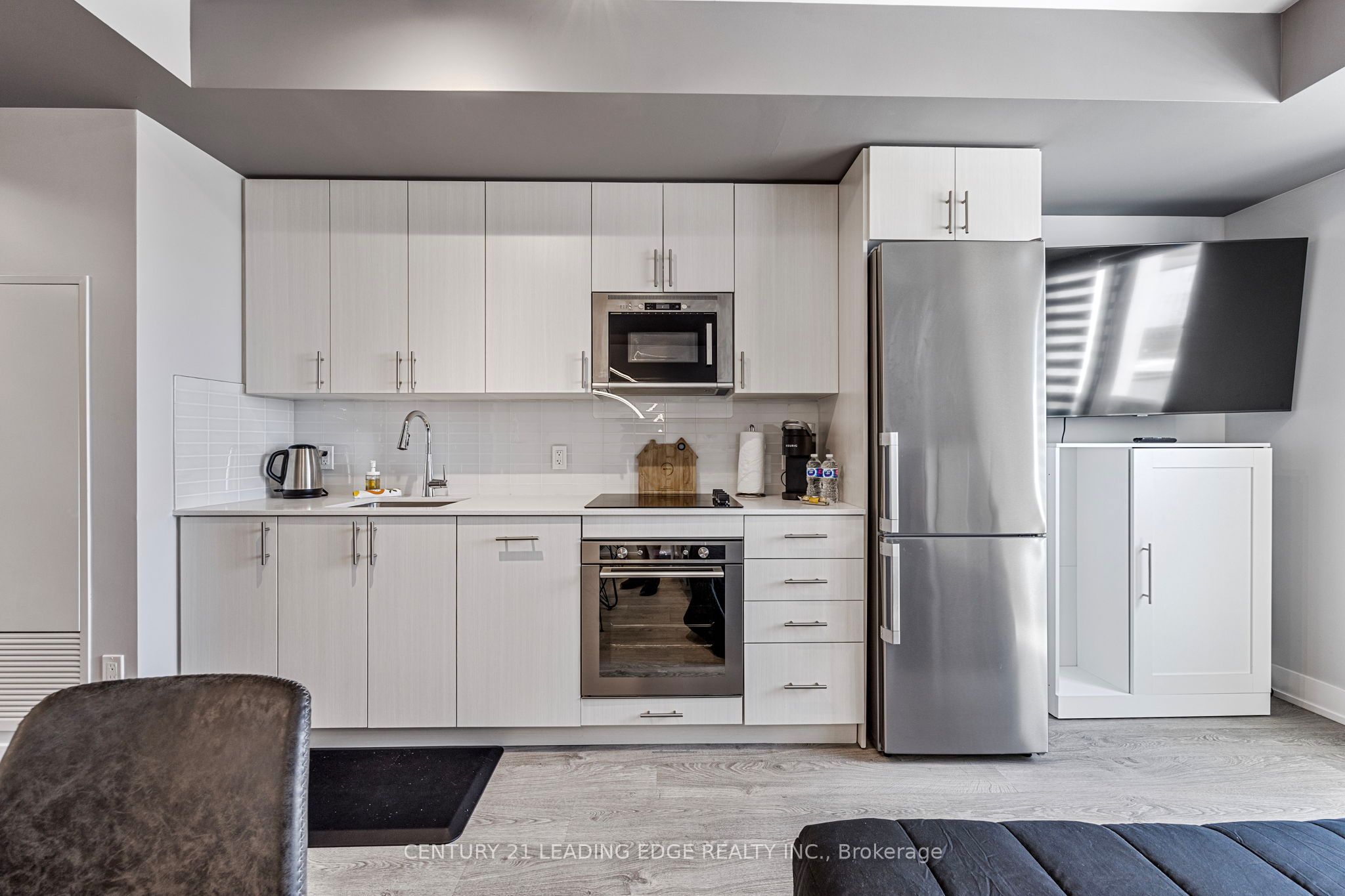 Unit 819 - 2550 SIMCOE Street N, Oshawa 3