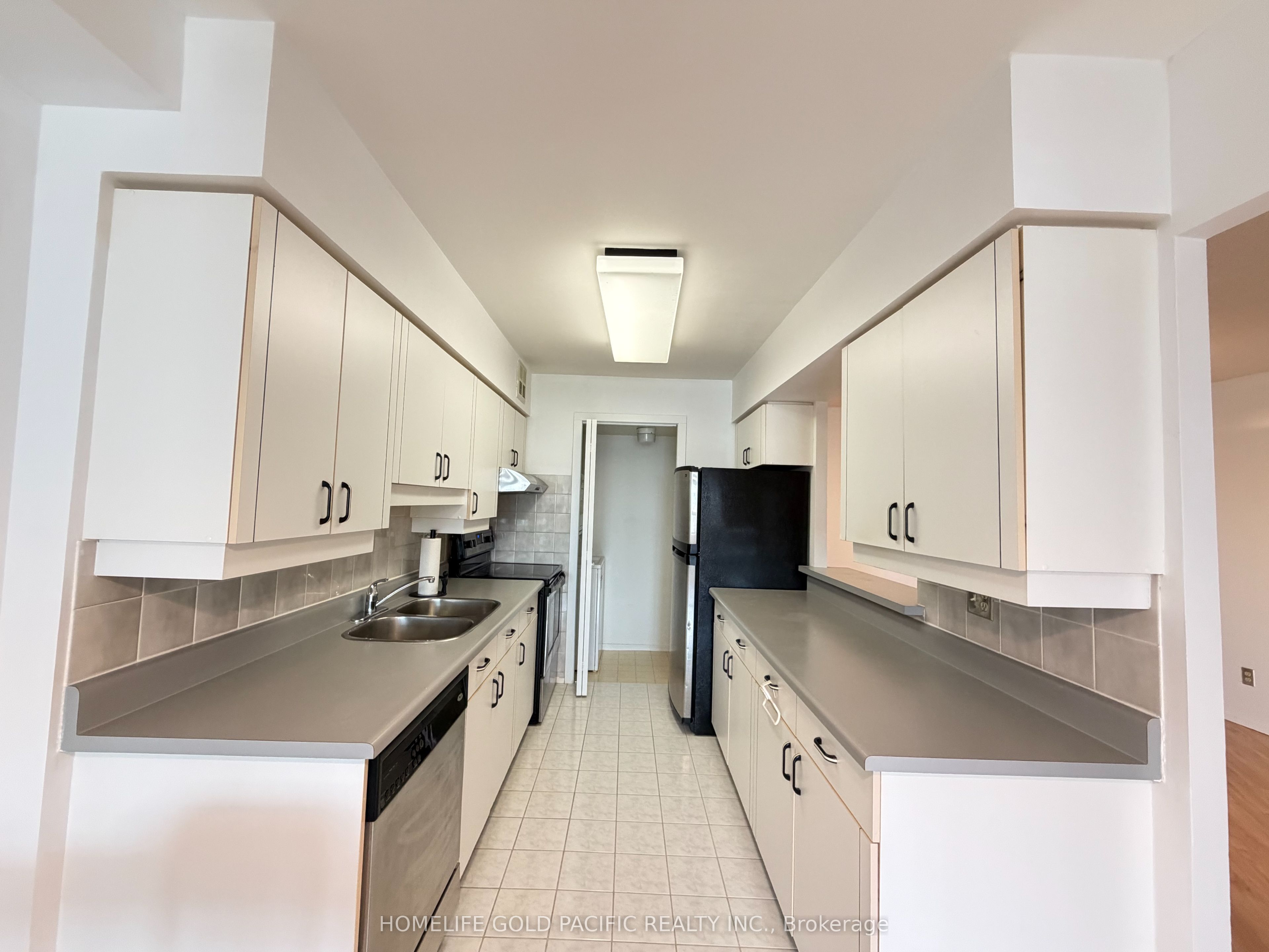 Unit 1613 - 175 Bamburgh Circle, Scarborough 4