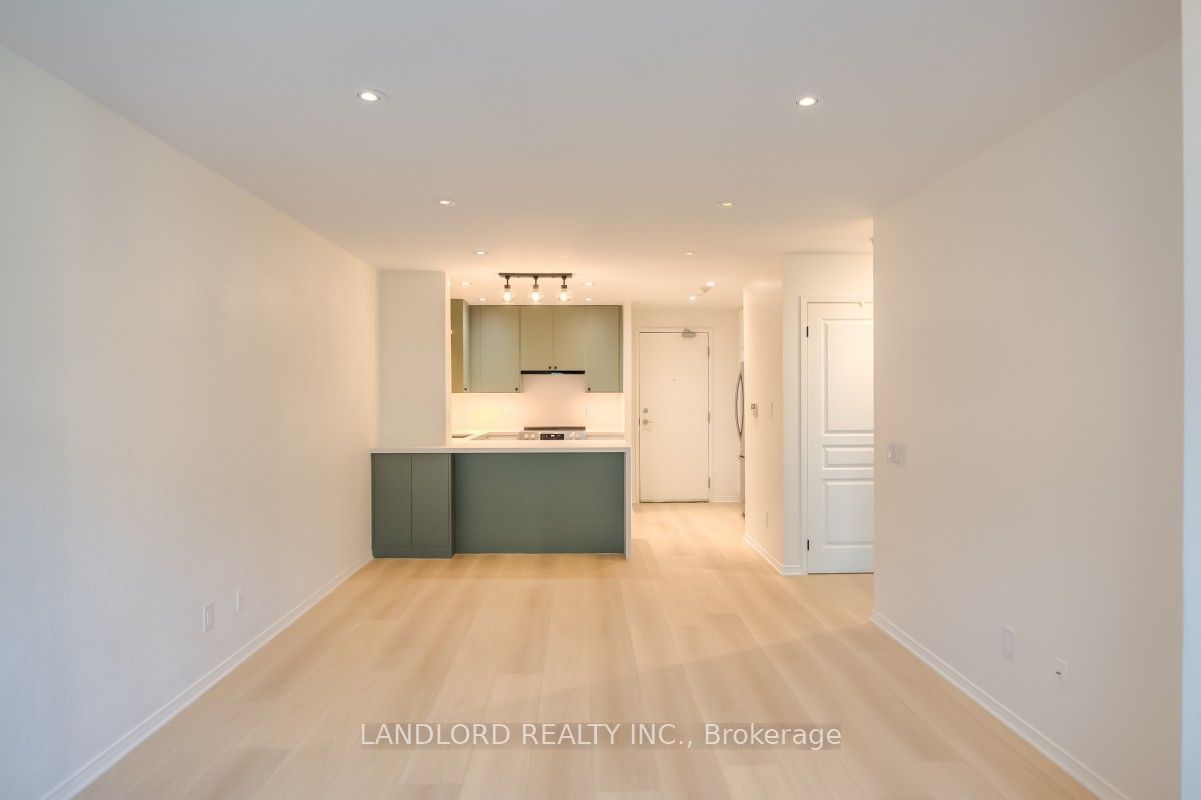 Unit 512 - 1863 Queen Street E, Toronto 5