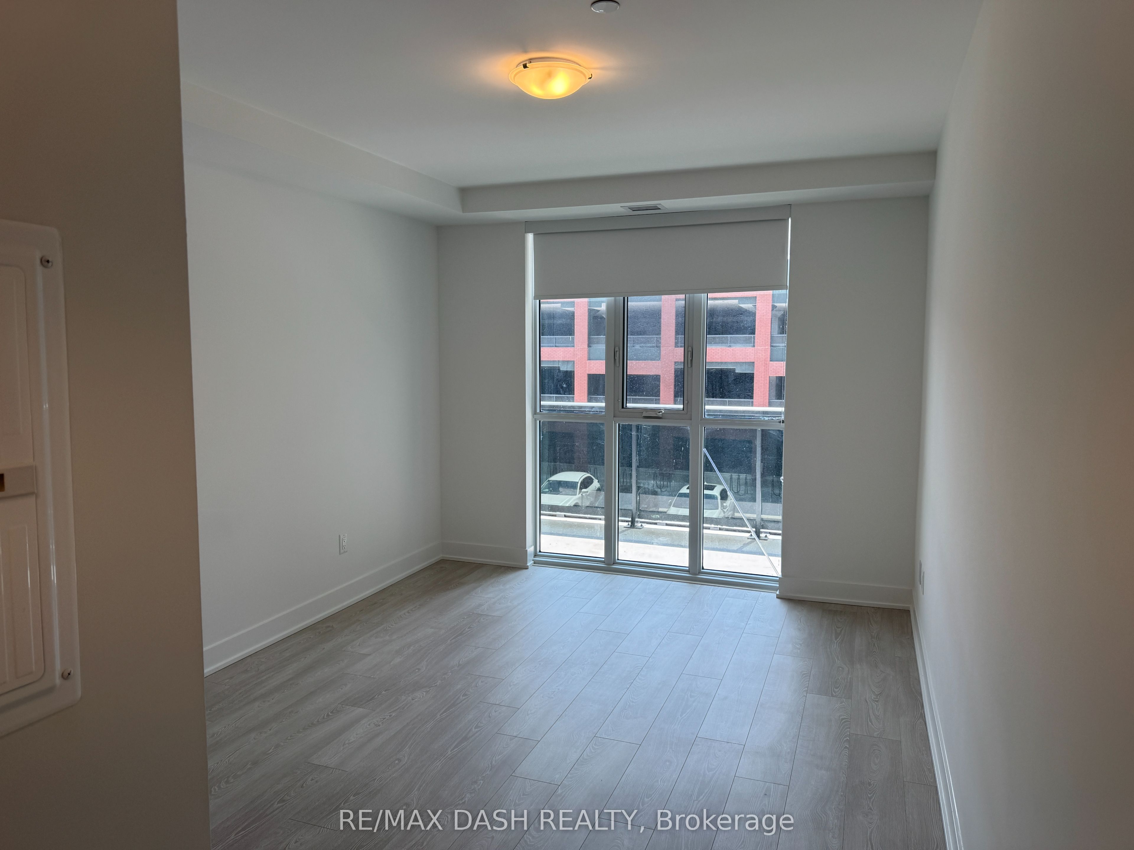 Unit 824 - 2545 Simcoe Street N, Oshawa 2