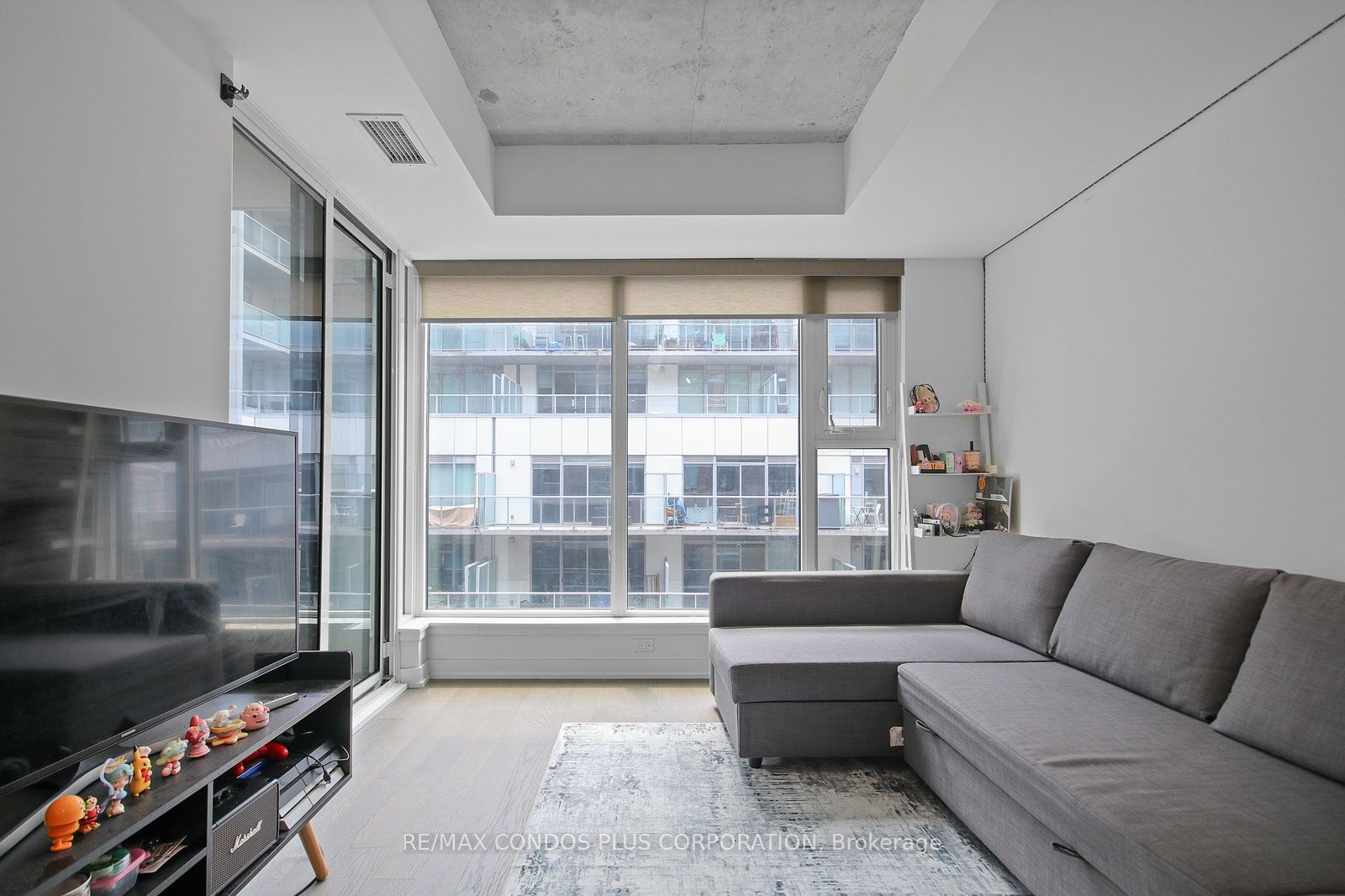 Unit 612 - 30 Baseball Place, Toronto 5