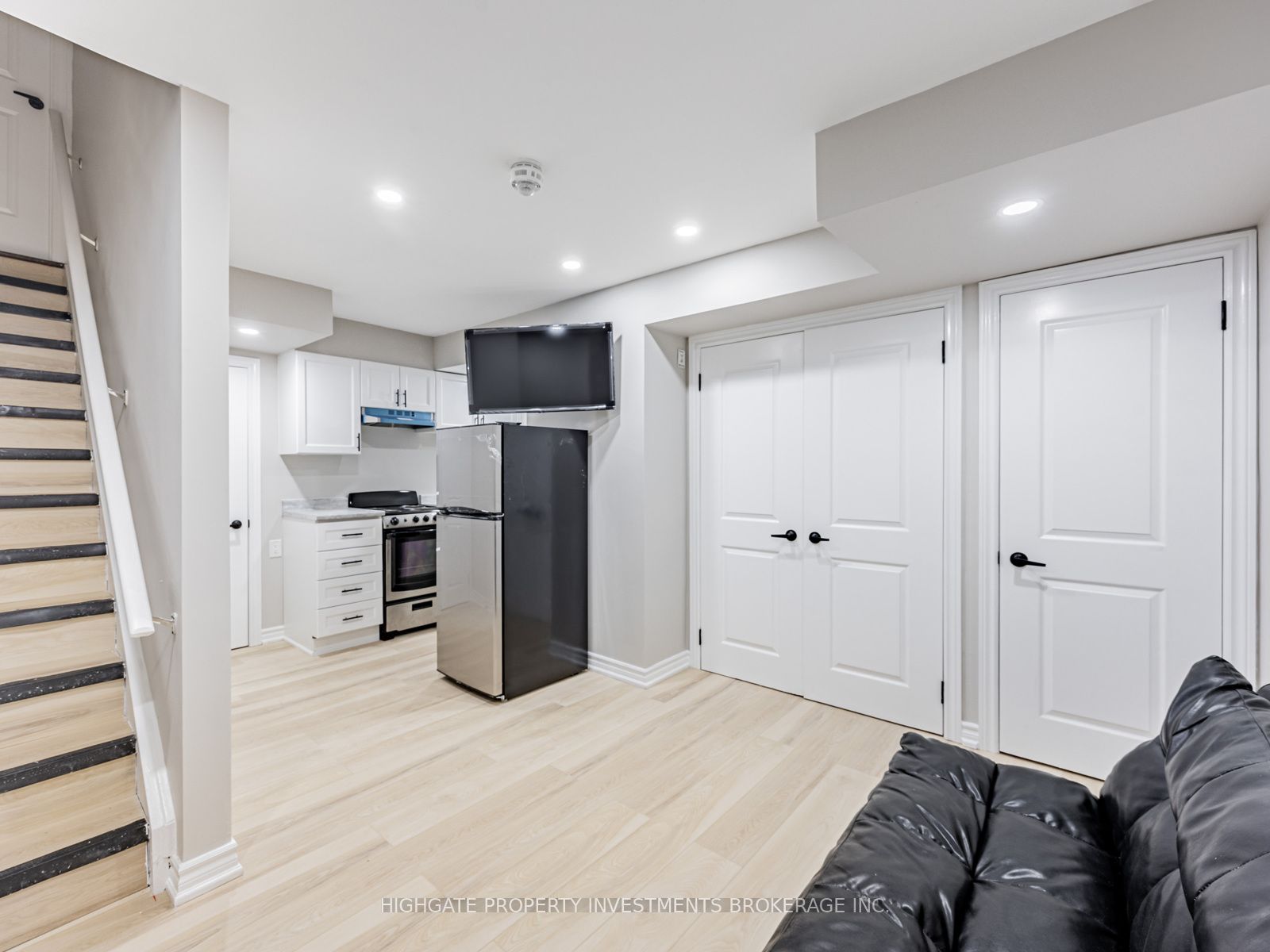 Unit Lower - 6 Harper Hill Drive, Ajax 4